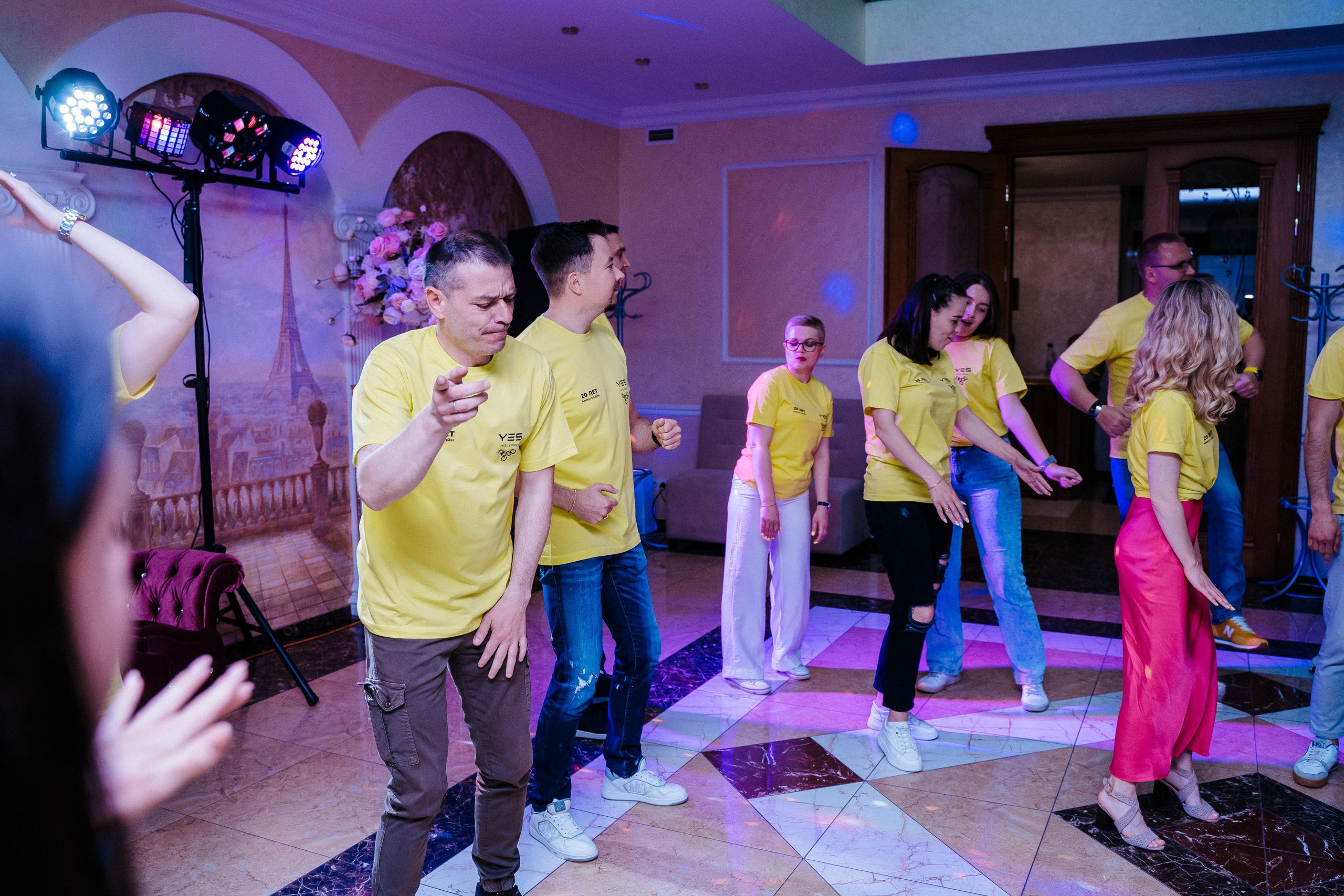 Yes Holding. Свадебный фотограф в Симферополе