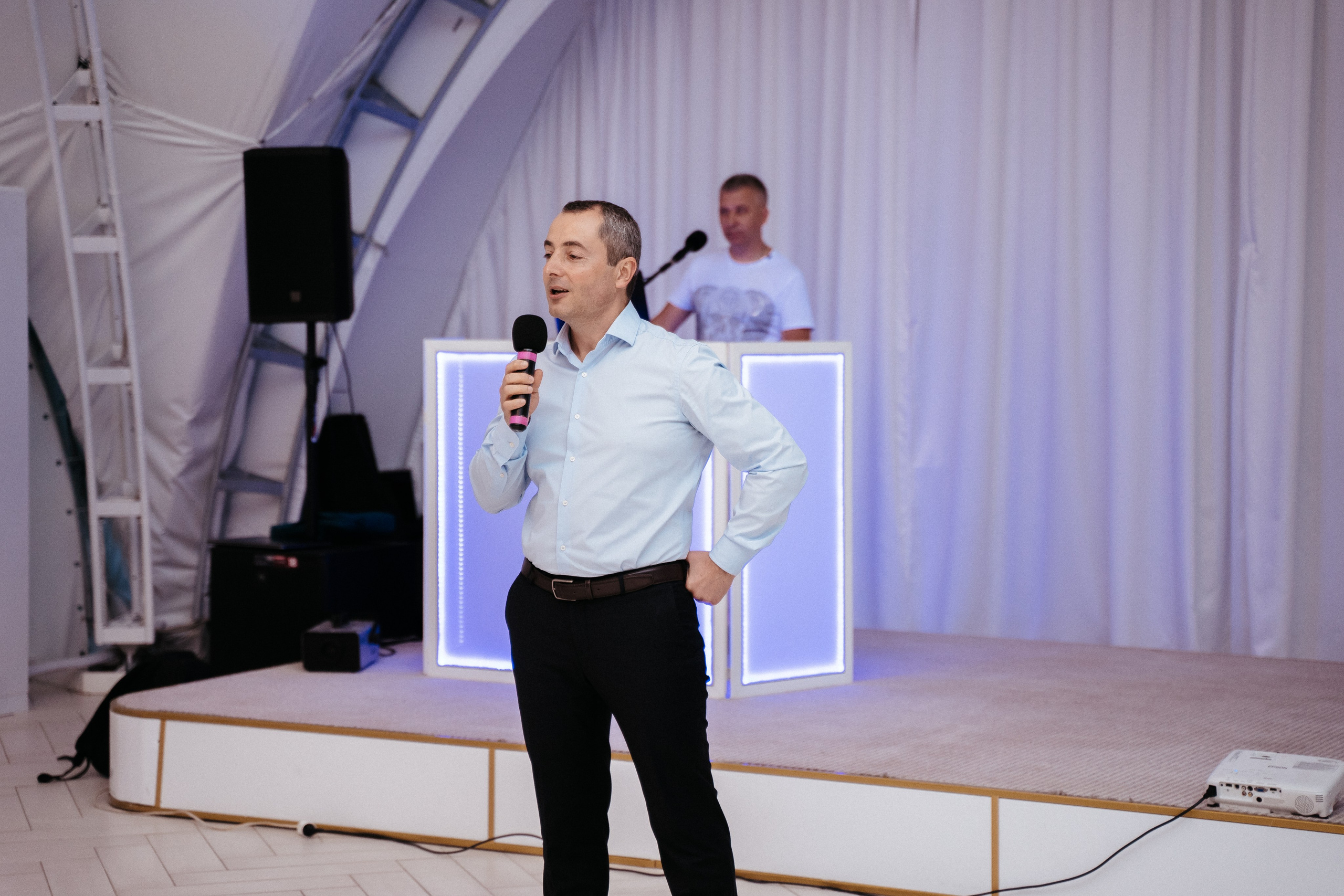 Ави Центр. Свадебный фотограф в Симферополе