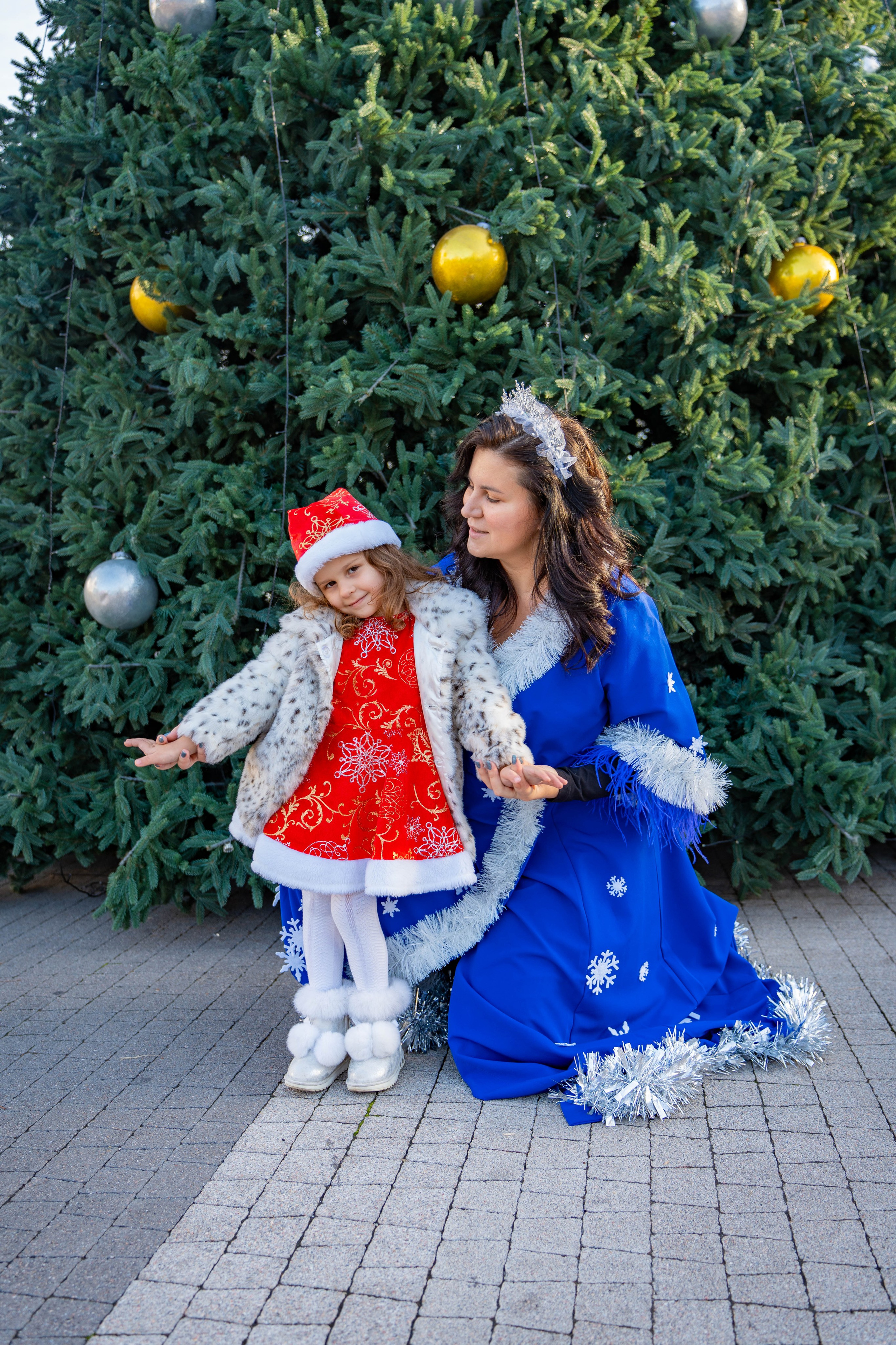 Новогодняя фотосессия в Новороссийске. Семейный и детский фотограф Екатерина Черняева. Снимаю портреты, love story, фотопрогулки, работаю на улице, в кафе, студии, дома у клиента