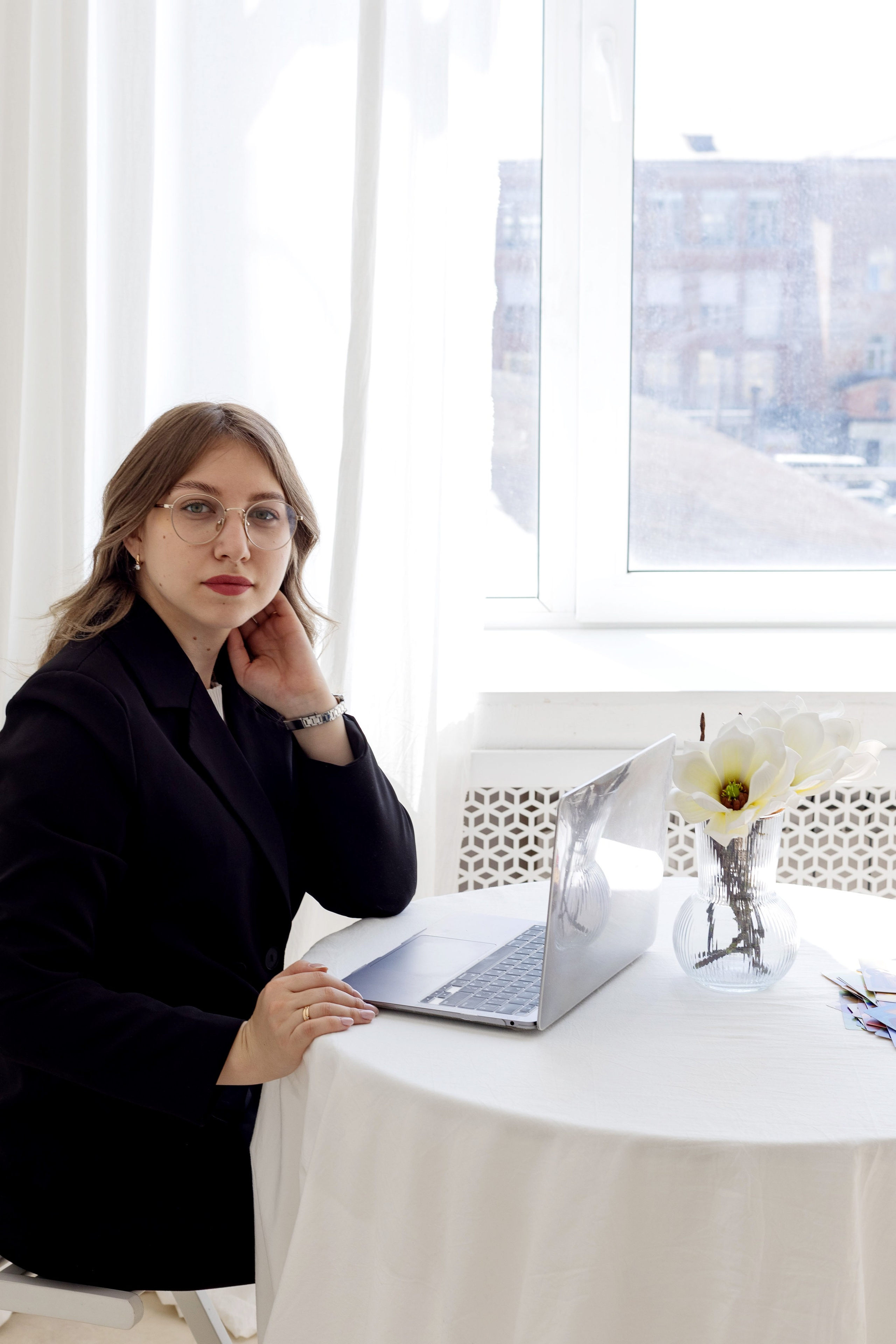 Семейная фотосессия в студии (Михаил, Крестина и Макар). Женский фотограф в Орске Новотроицке Динара Долганова