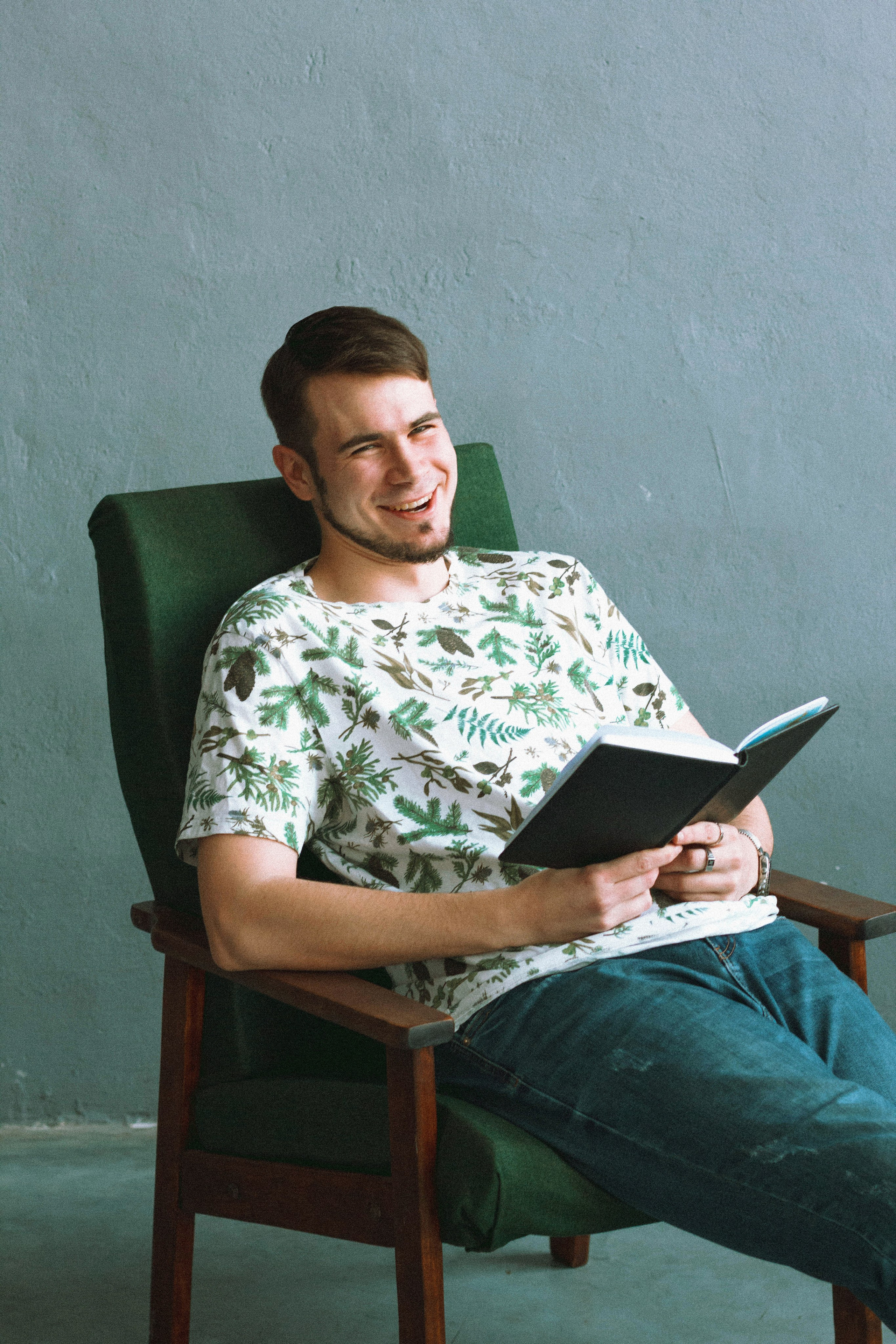 Нейропсихолог Егорыч. Фотограф и видеограф в Омск/Москва Сащенко Лера