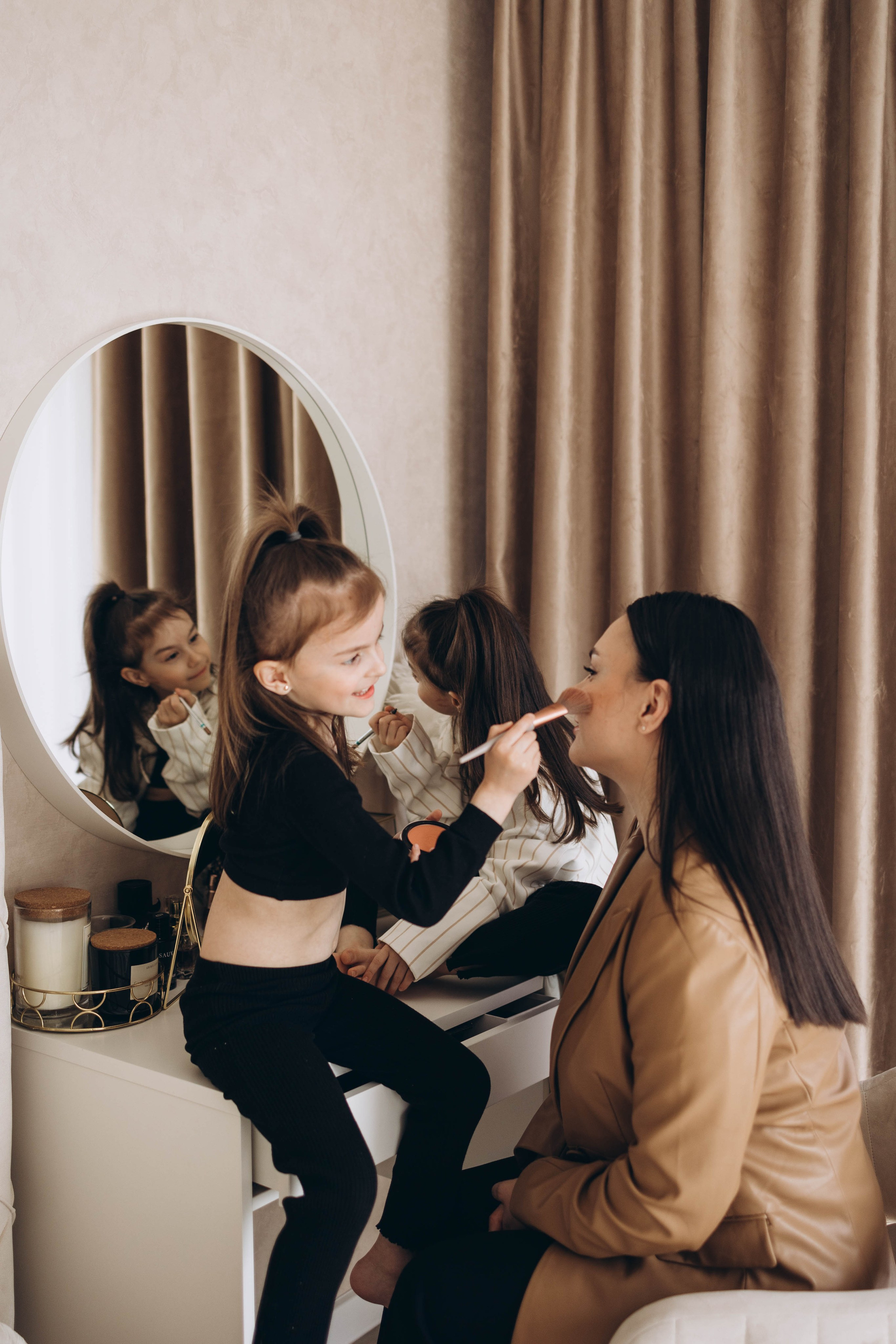 Наталия, Софа и Лиза. Семейный фотограф в Москве Виктория Ястребинская