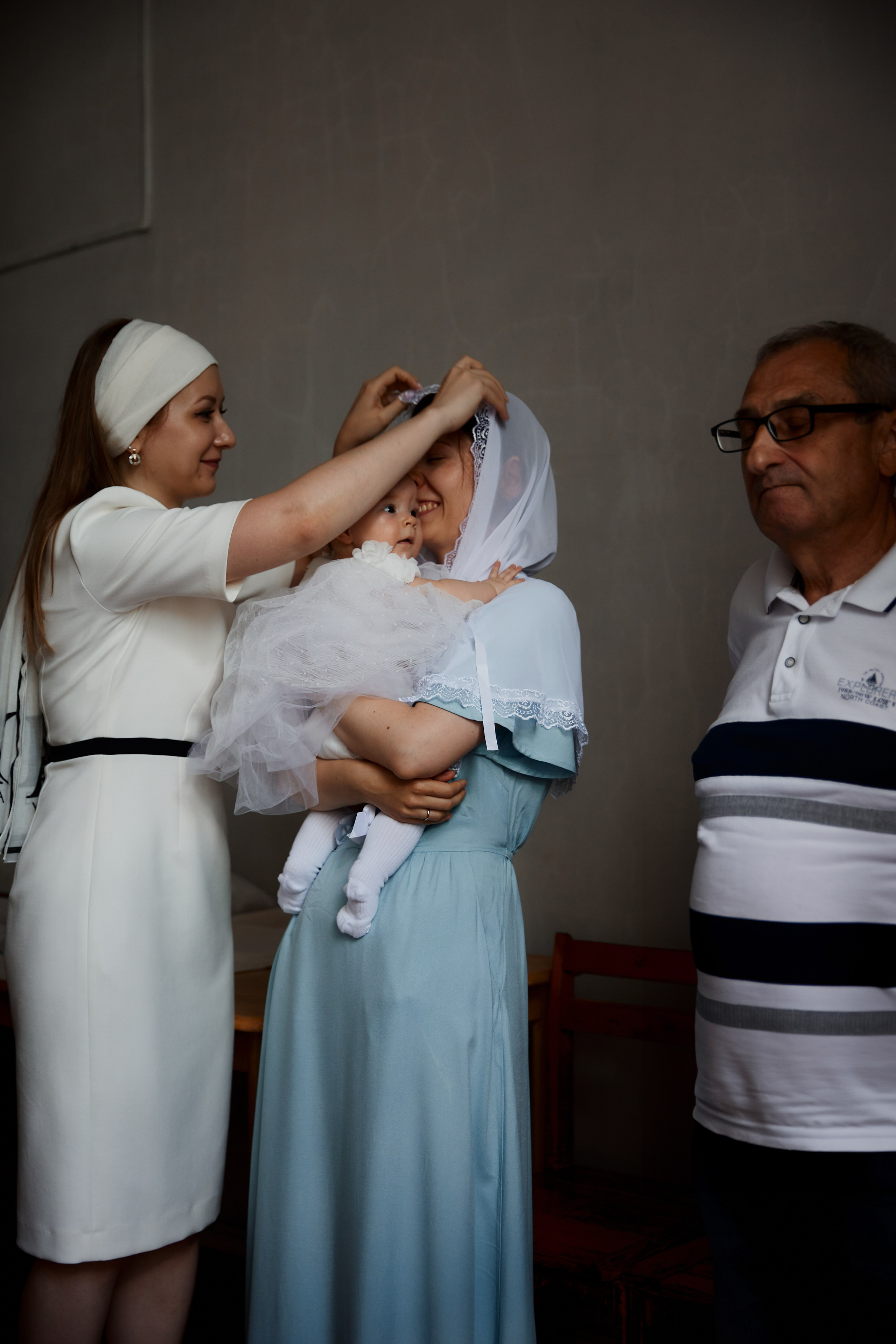 Крещение Анюты. Семейный фотограф в Москве Вера Гук