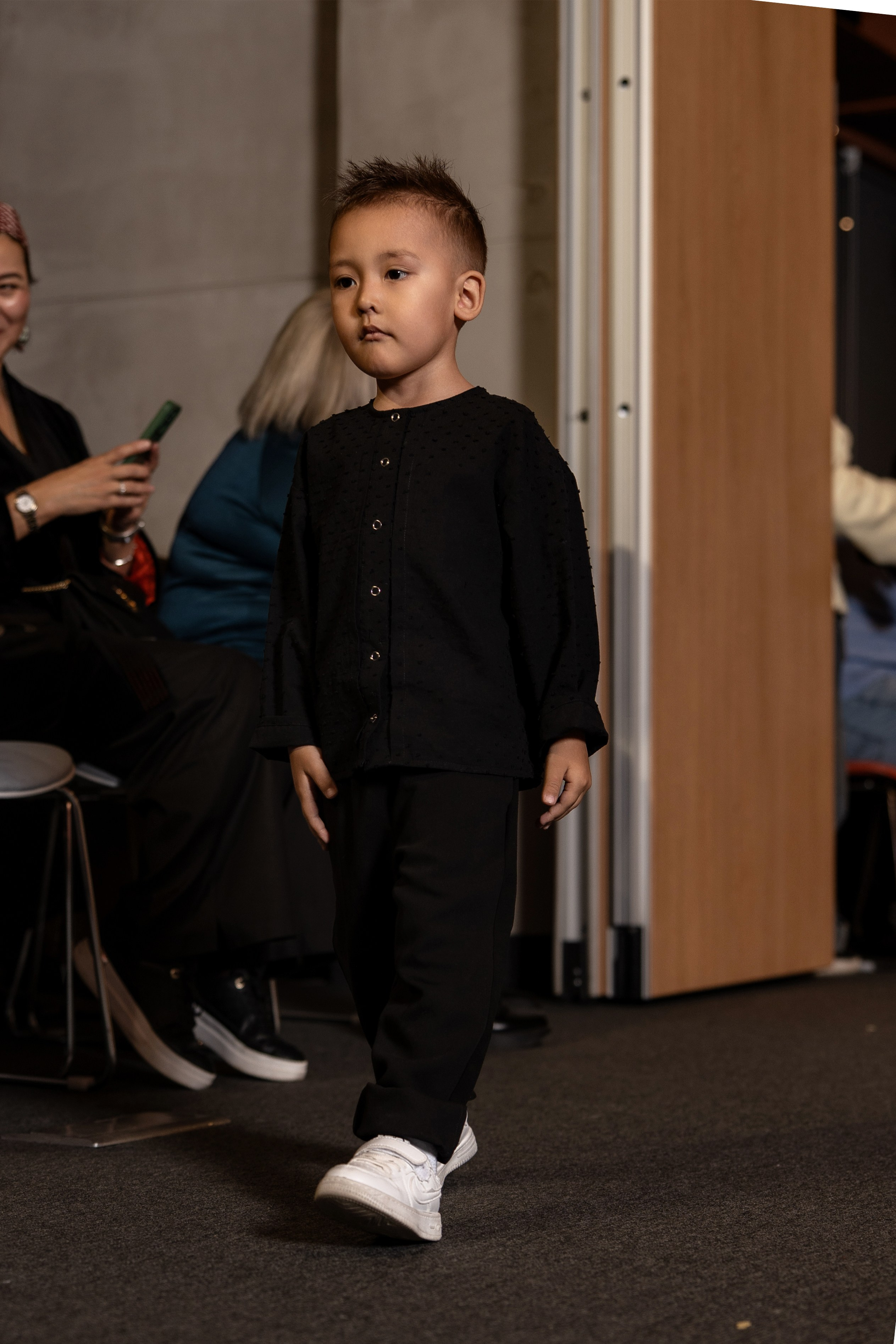 Brand Mila_R. Сайт Алматинского НЮ АРТ, будуар и фэшн фотографа Дениса Карпенко