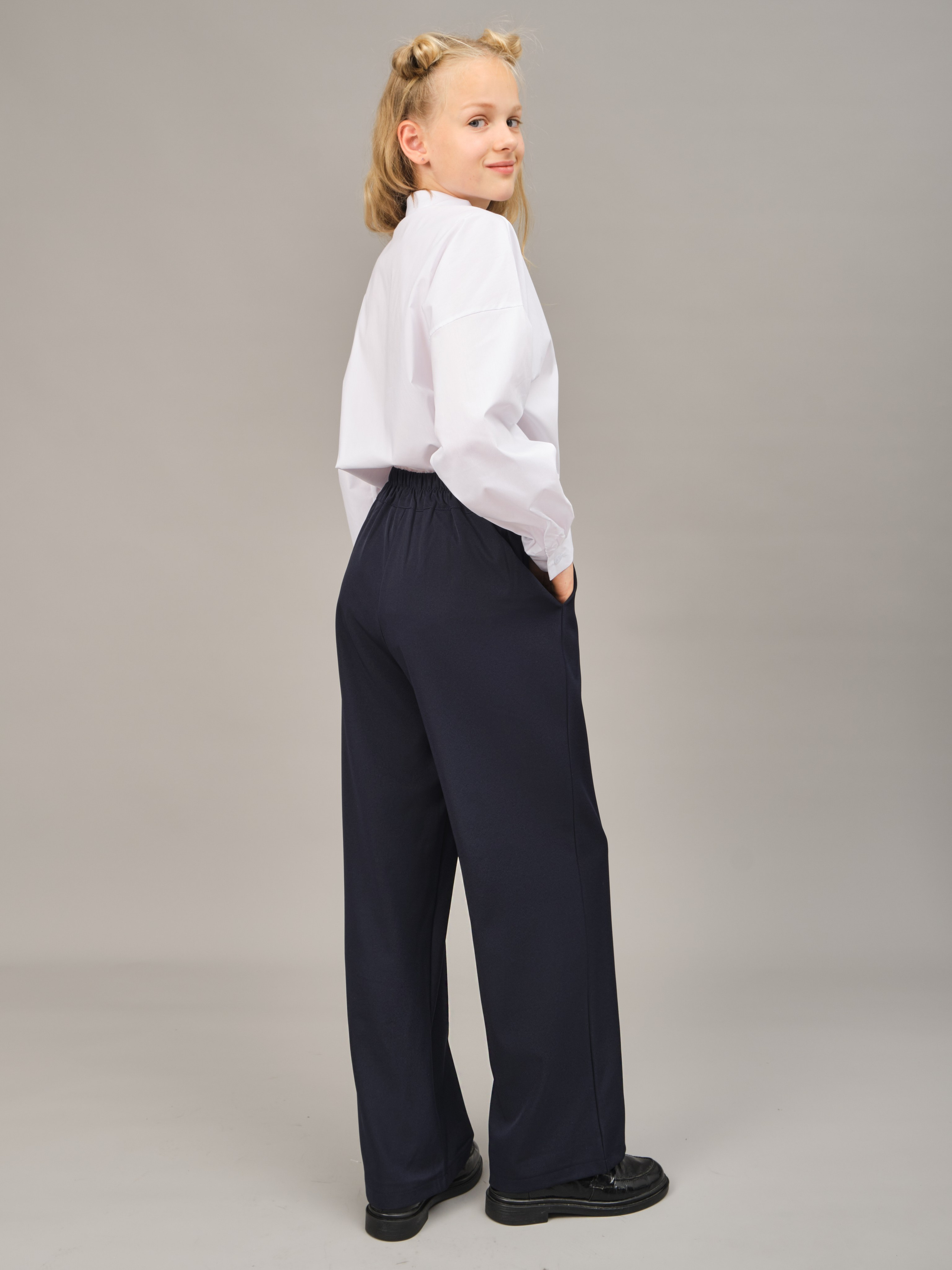 Школьная форма. Фотостудия для Wildberries Ozon
