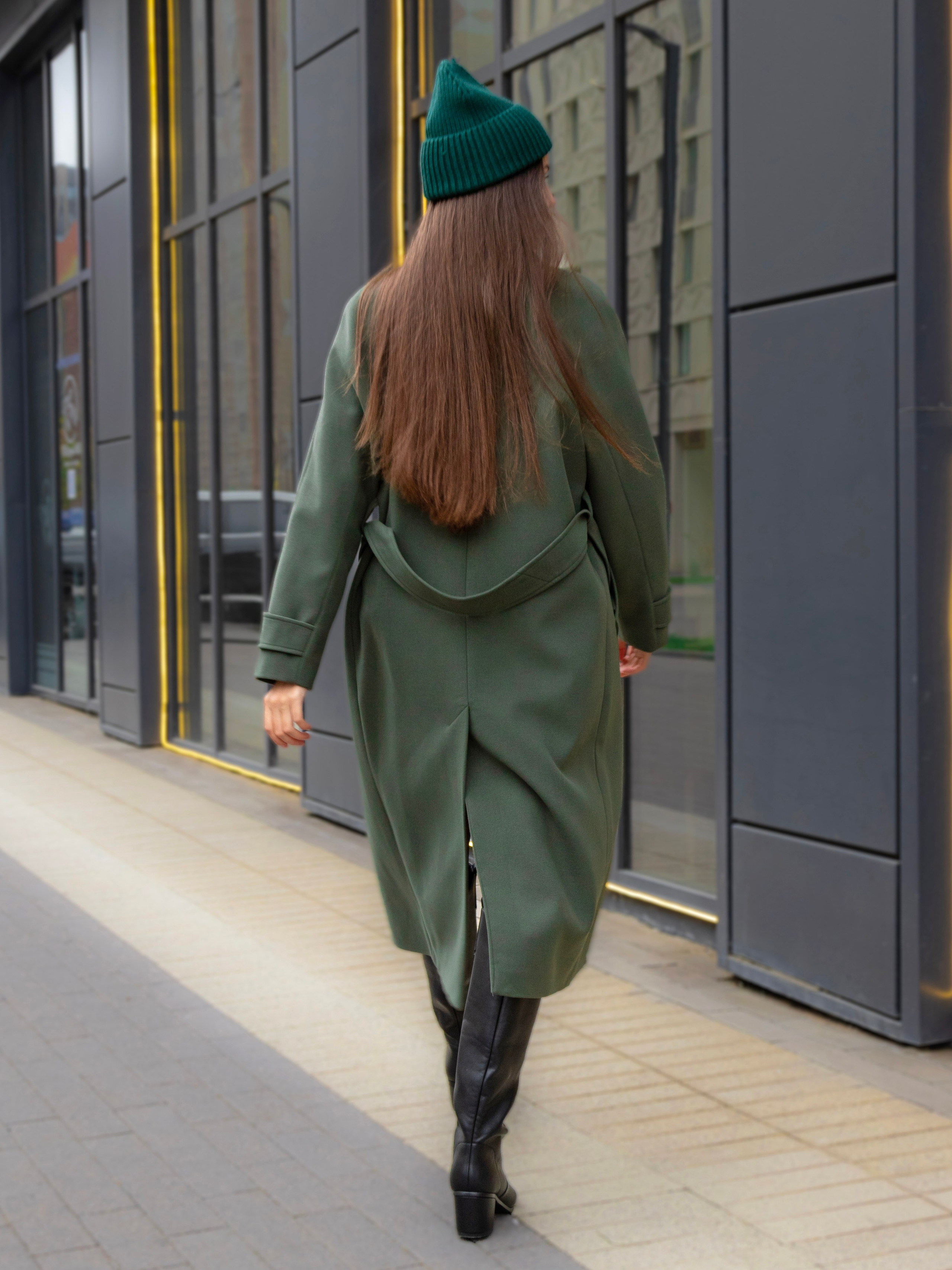 Пальто. Фотостудия для Wildberries Ozon