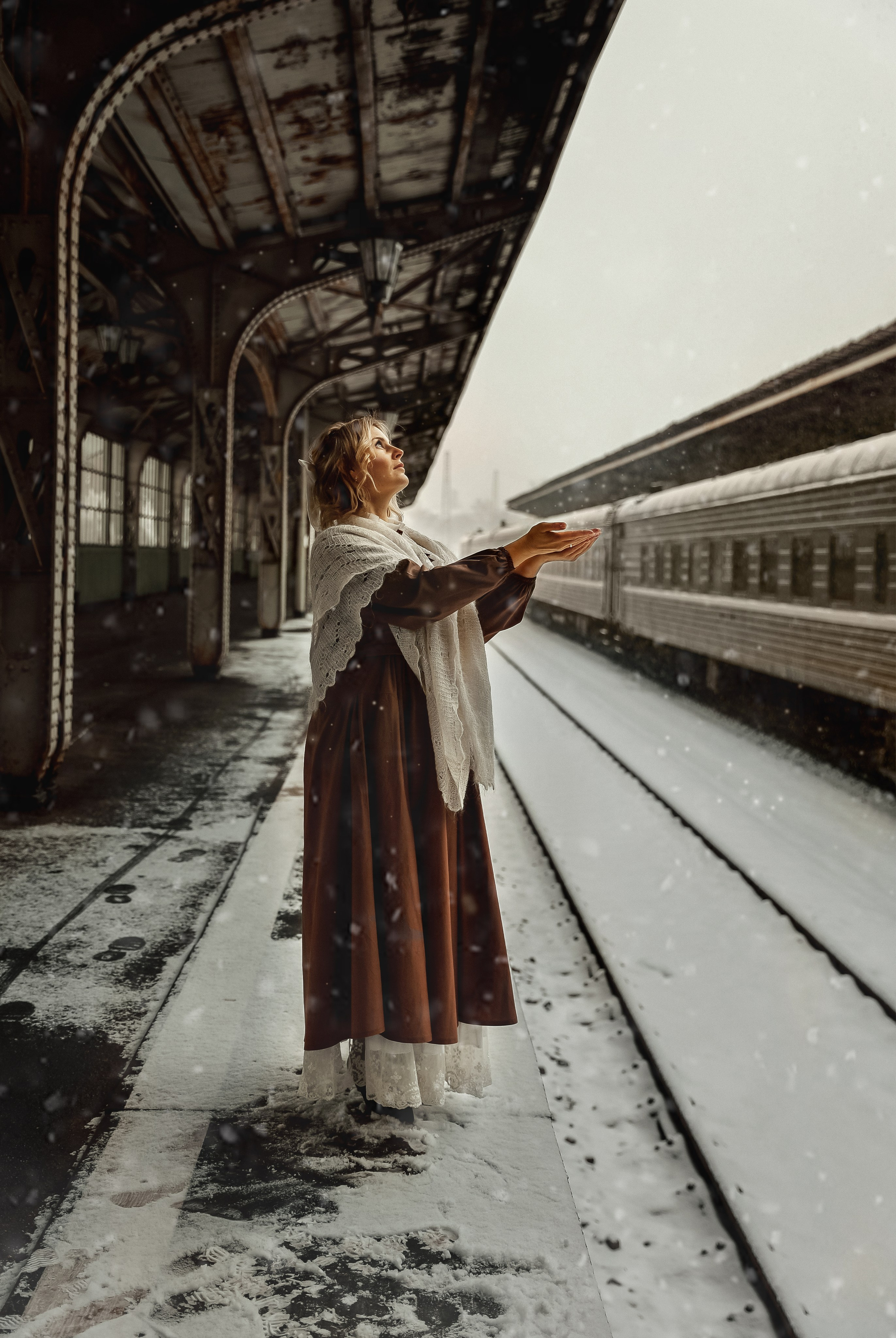 Ретро съемка на Витебском вокзале. Фотограф — Татьяна Кириллова, г. Санкт-Петербург