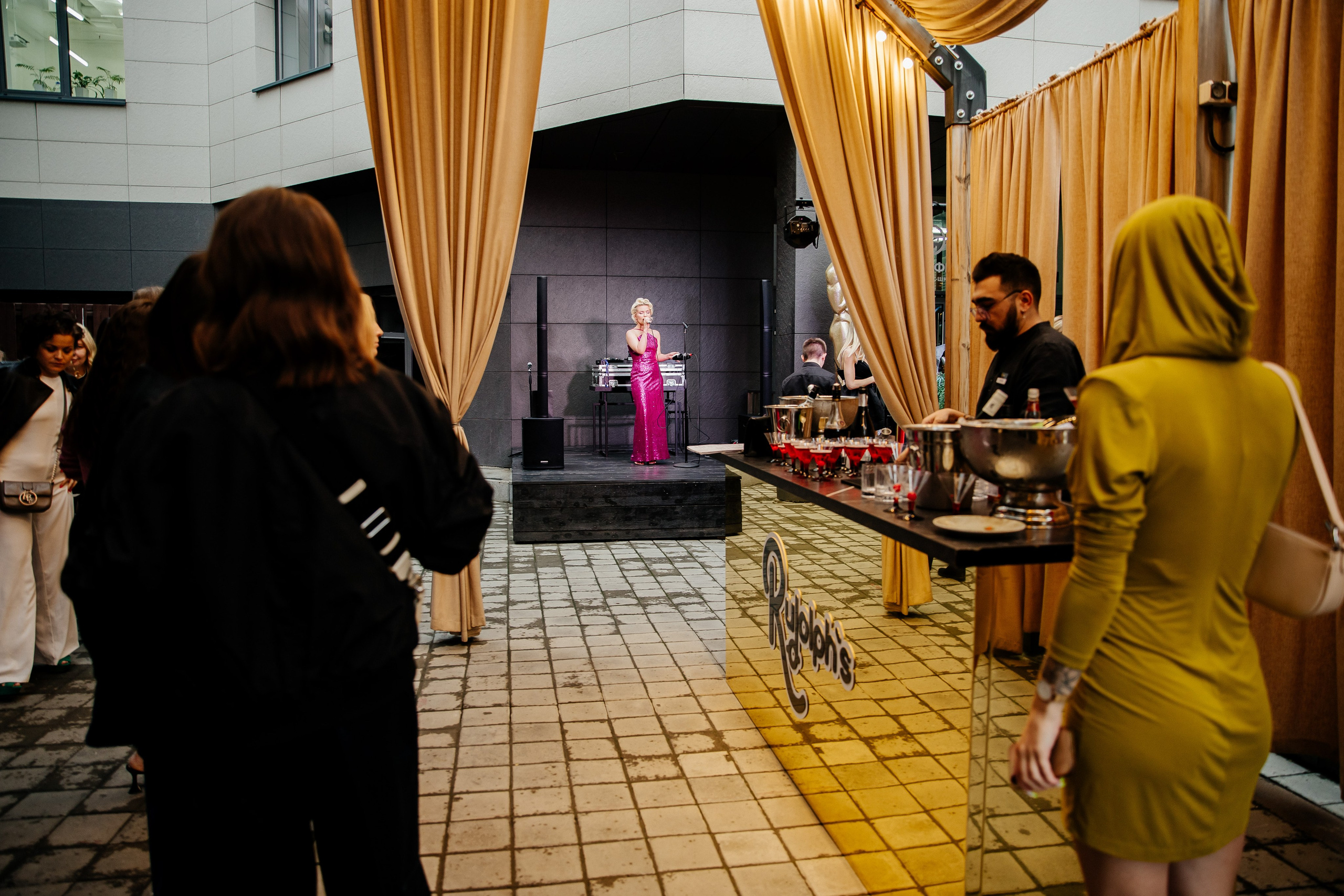 Оскар «Rudolph`s BAR». Репортажный и портретный фотограф в Екатеринбурге Гизатуллин Марат