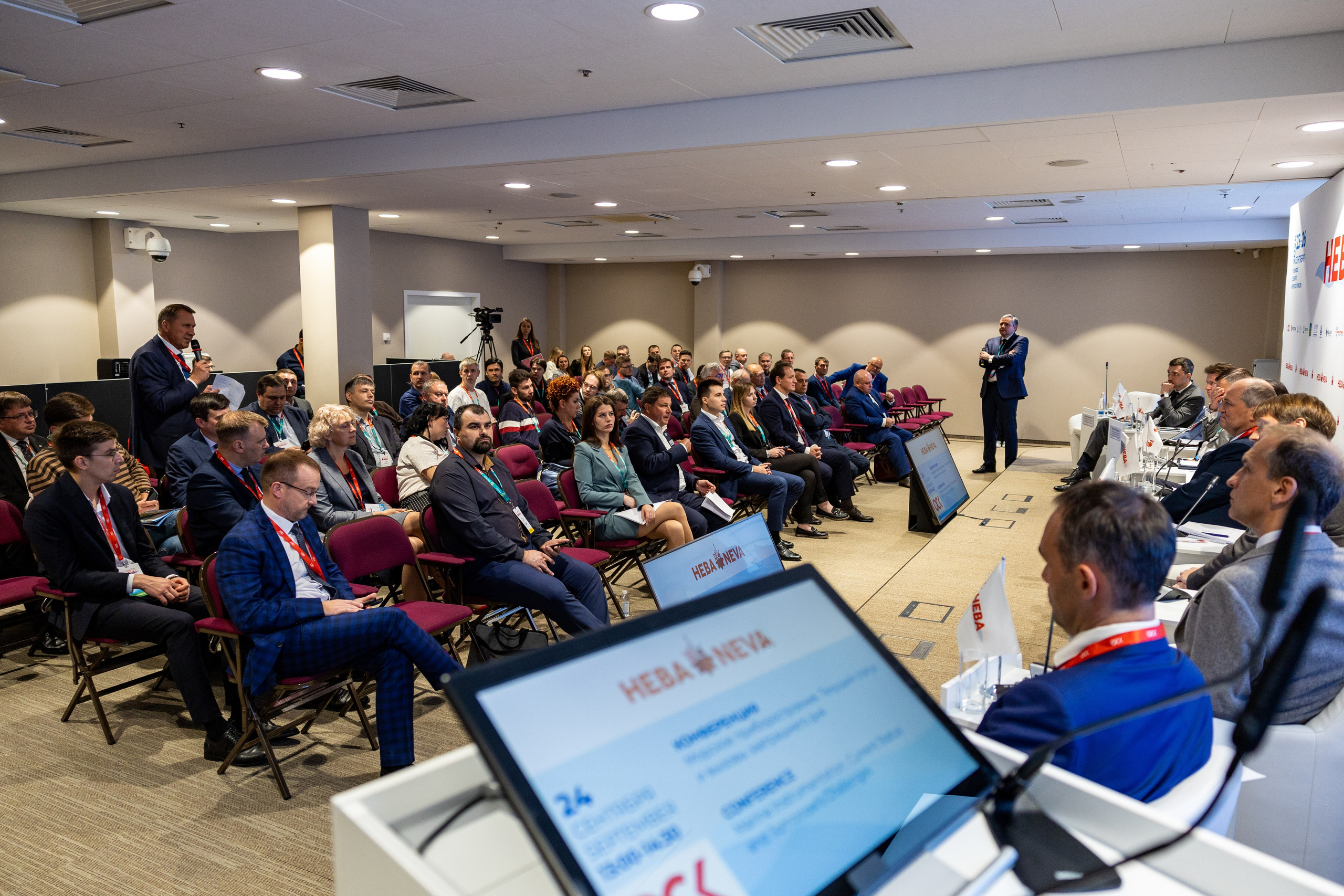 Конференция. «Морское приборостроение». Репортажный фотограф Санкт-Петербург | Роман Карбышев