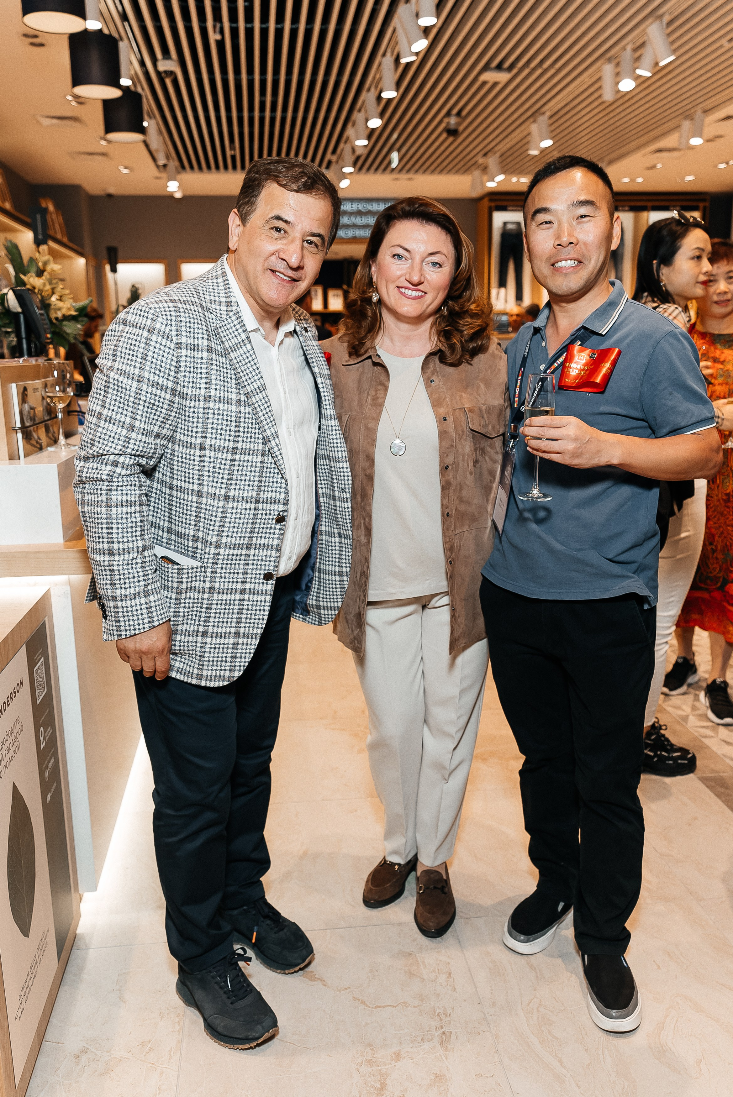 Henderson. Павел Краснов — Свадебный и репортажный фотограф в Москве