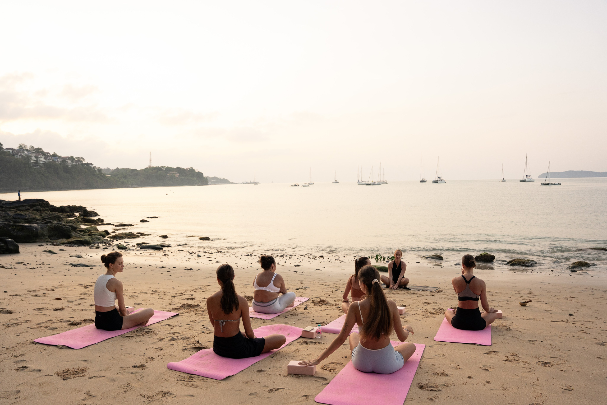 Yoga. Brand designer | photographer | model