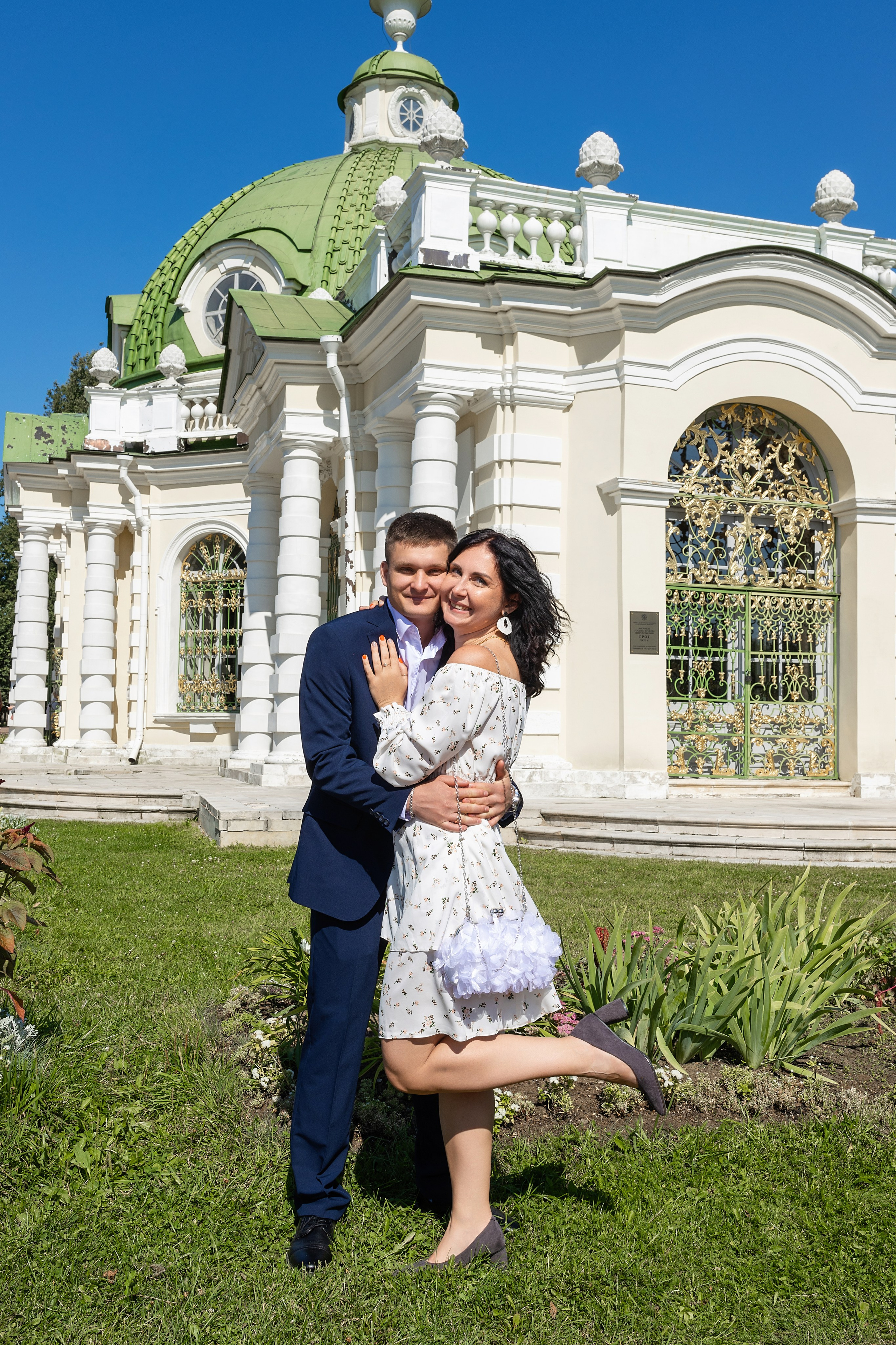 Свадебная фотосессия в парке Кусково. Фотограф в Железнодорожном и Балашихе