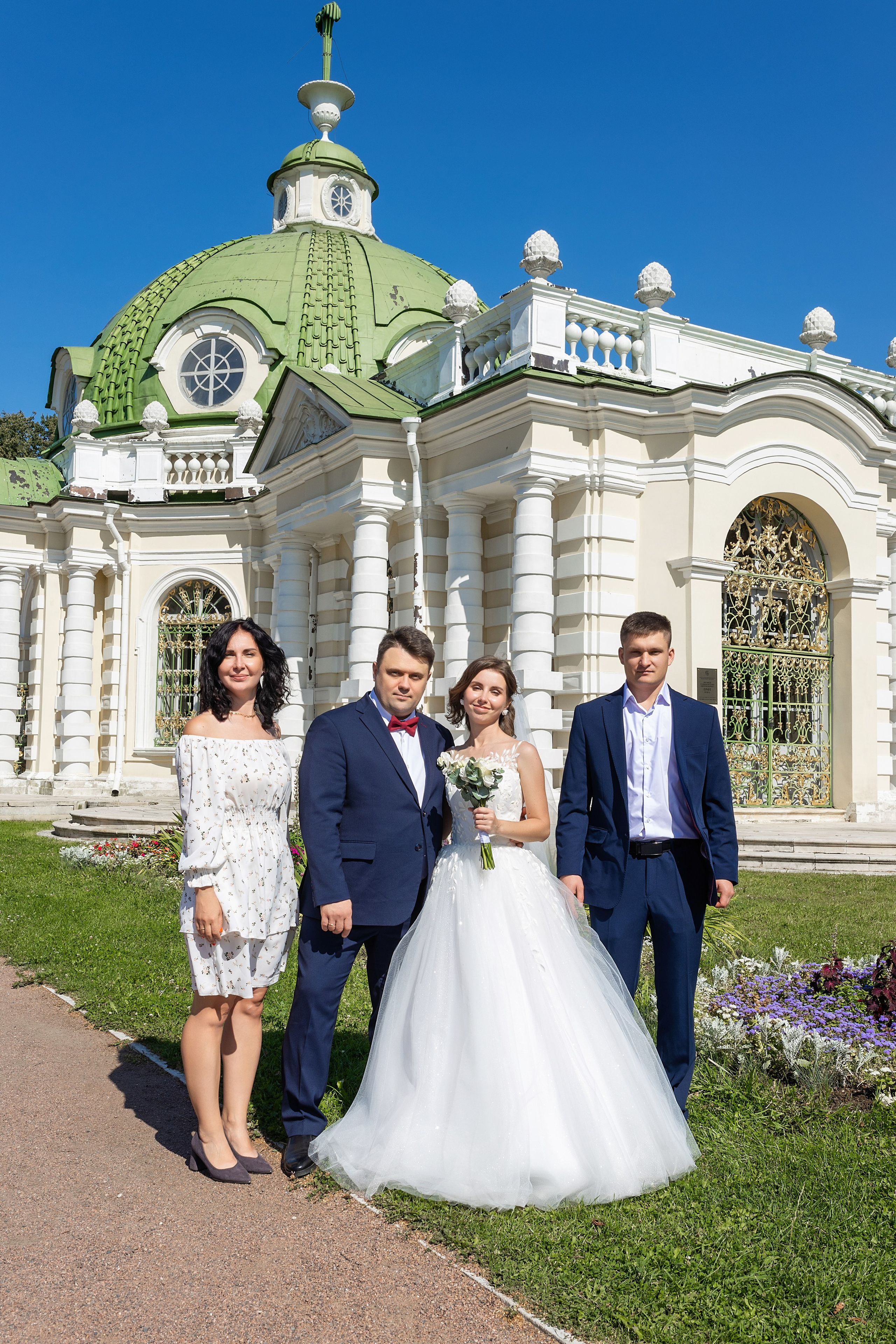 Свадебная фотосессия в парке Кусково. Фотограф в Железнодорожном и Балашихе