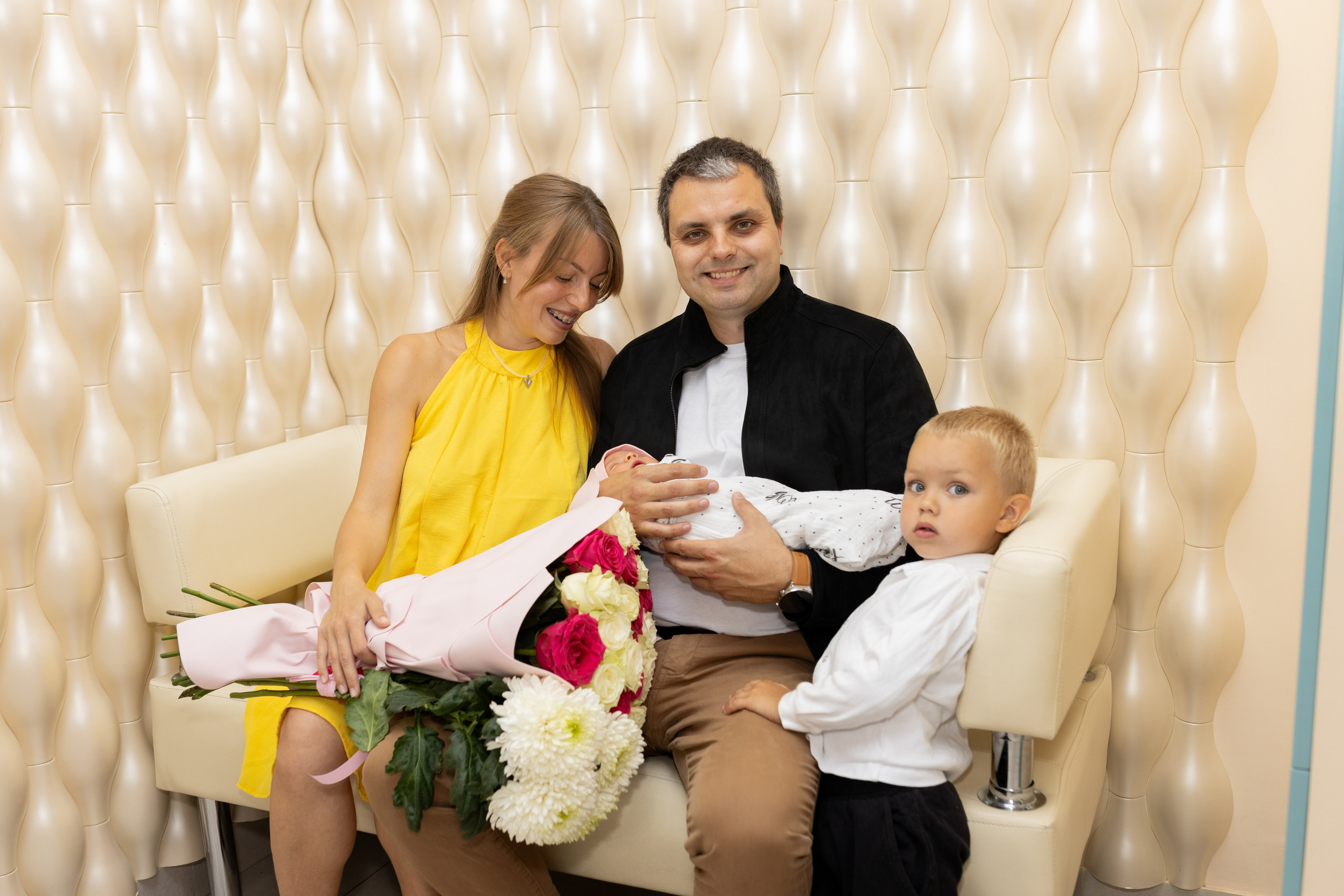 Выписка из роддома. Фотограф в Железнодорожном и Балашихе