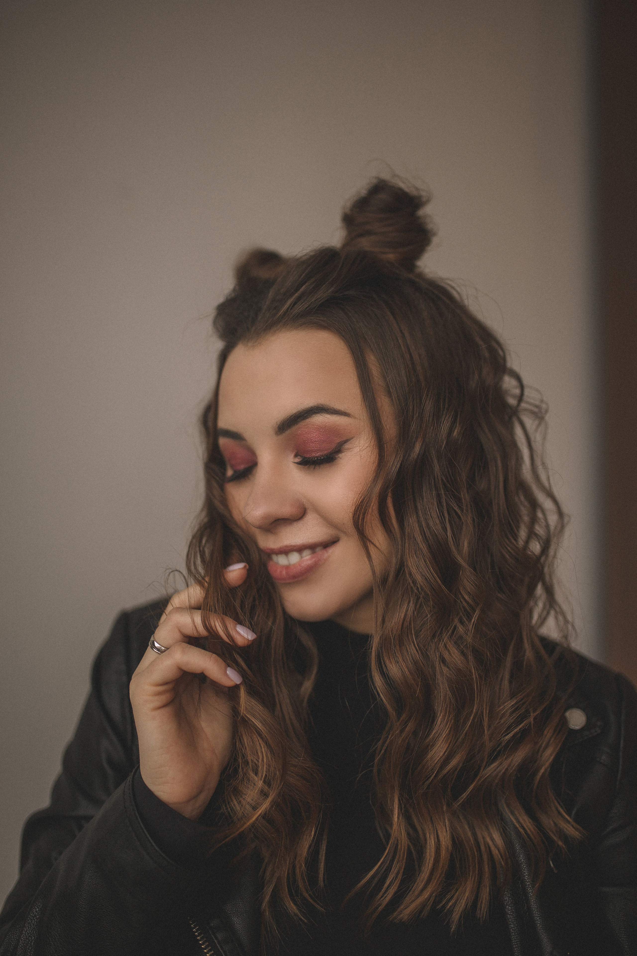 Фотосессия беременной в студии. Фотограф Екатерина Амбрушкевич