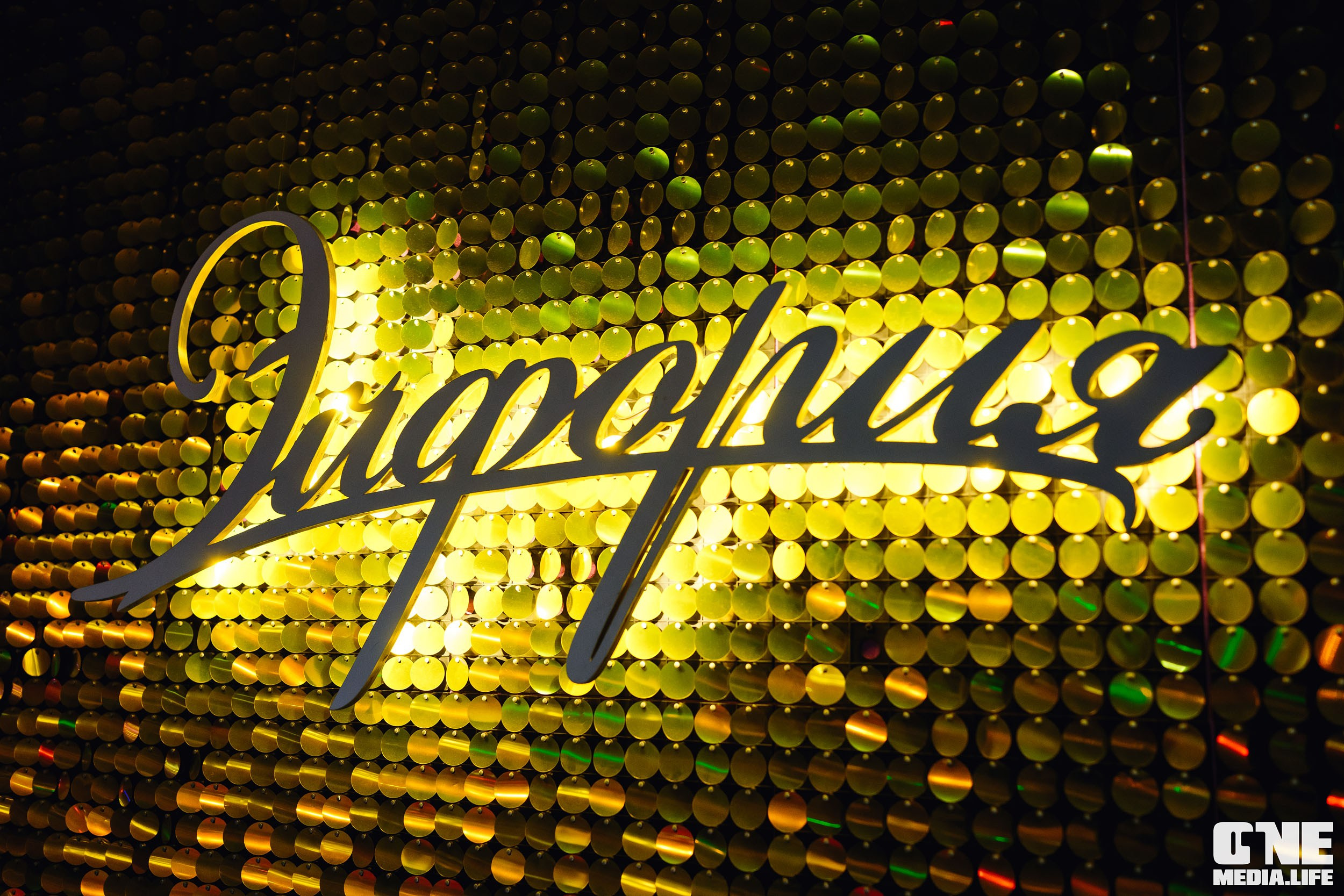 Фоторепортаж из караоке-клуба Эйфория. One Media Life: фоторепортажи, фотоотчеты с мероприятий и заведений