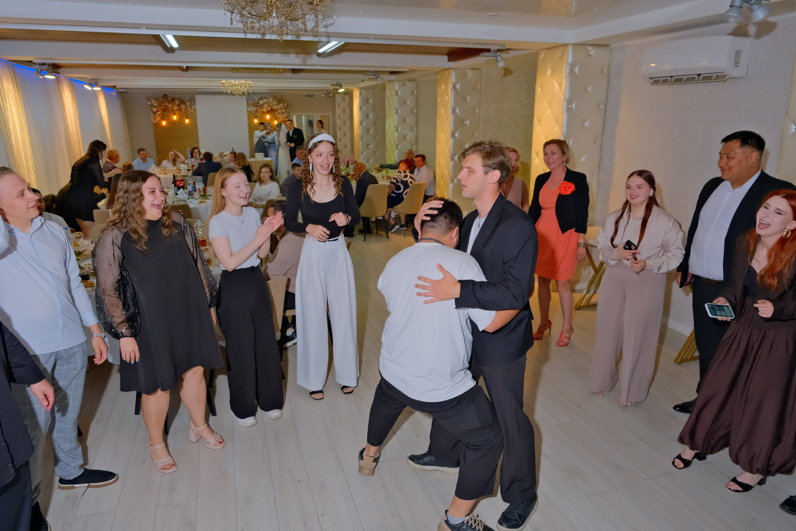 Репортаж. Фотограф и видеограф в Омск/Москва Сащенко Лера