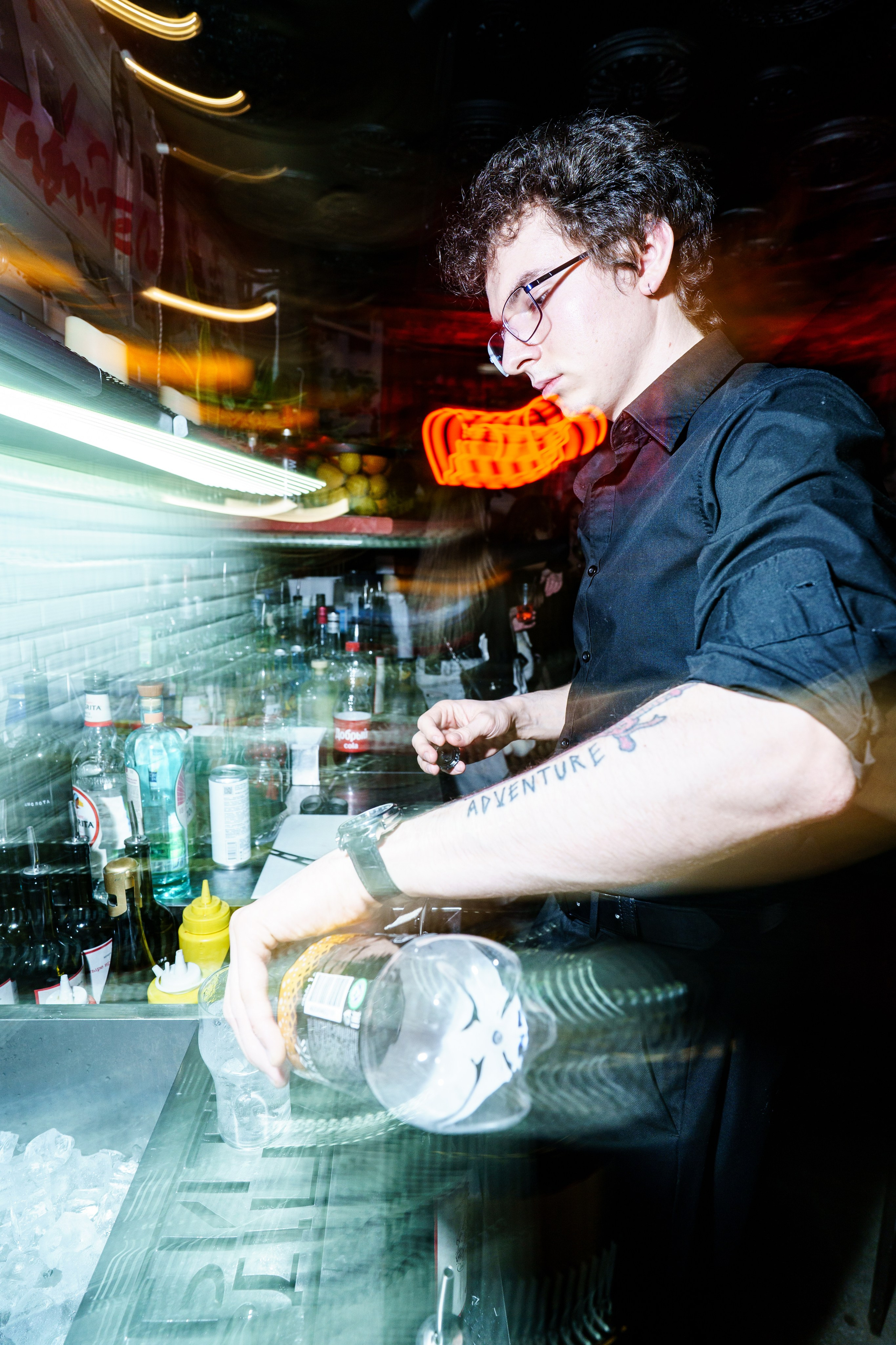 День святого Валентина в Баре разбитых сердец. Концертный и репортажный фотограф в Санкт-Петербурге Слава Пахомов