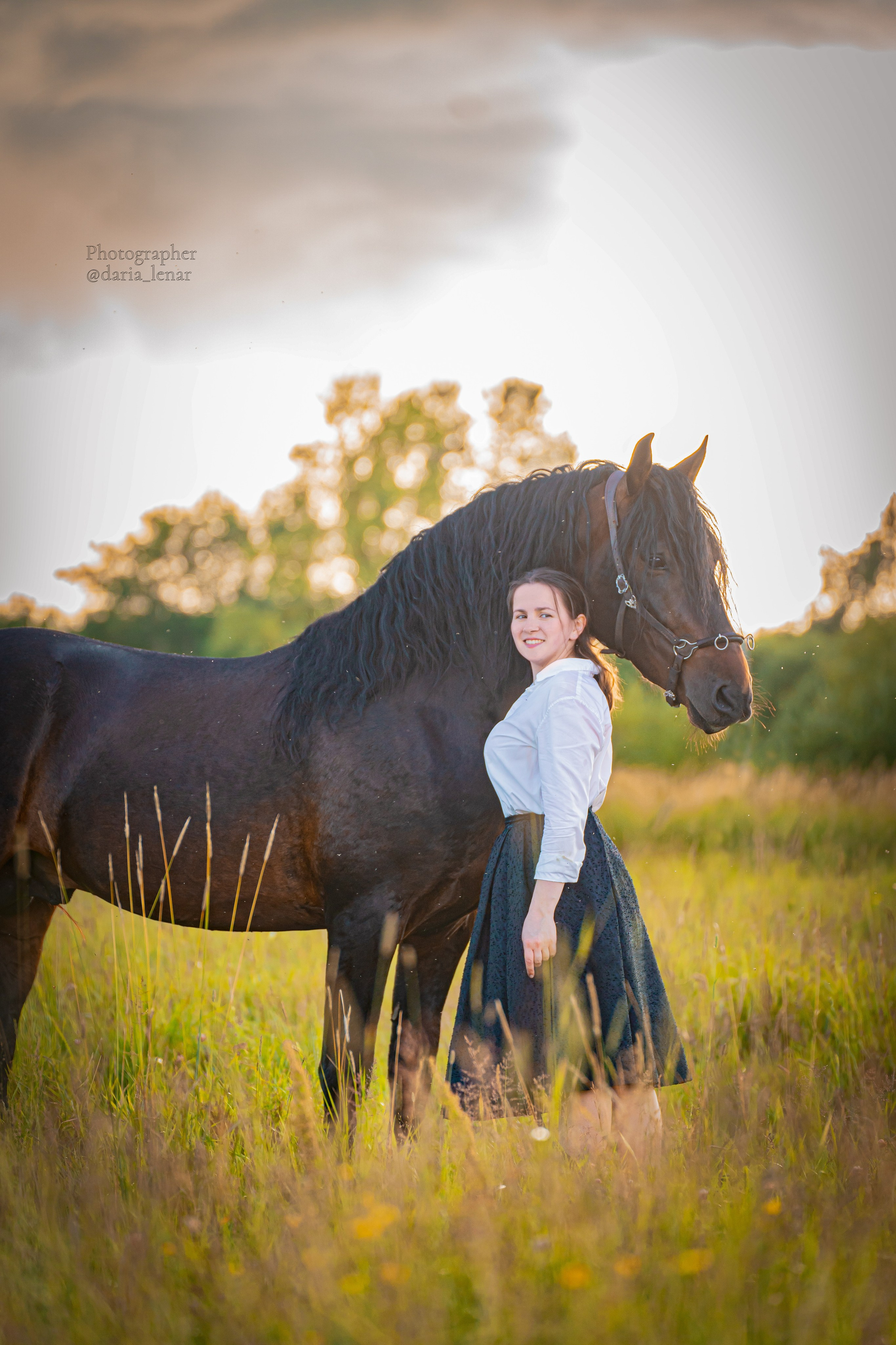Елизавета и её конь Чеширский кот. Фотограф в Москве Ленарская Дарья