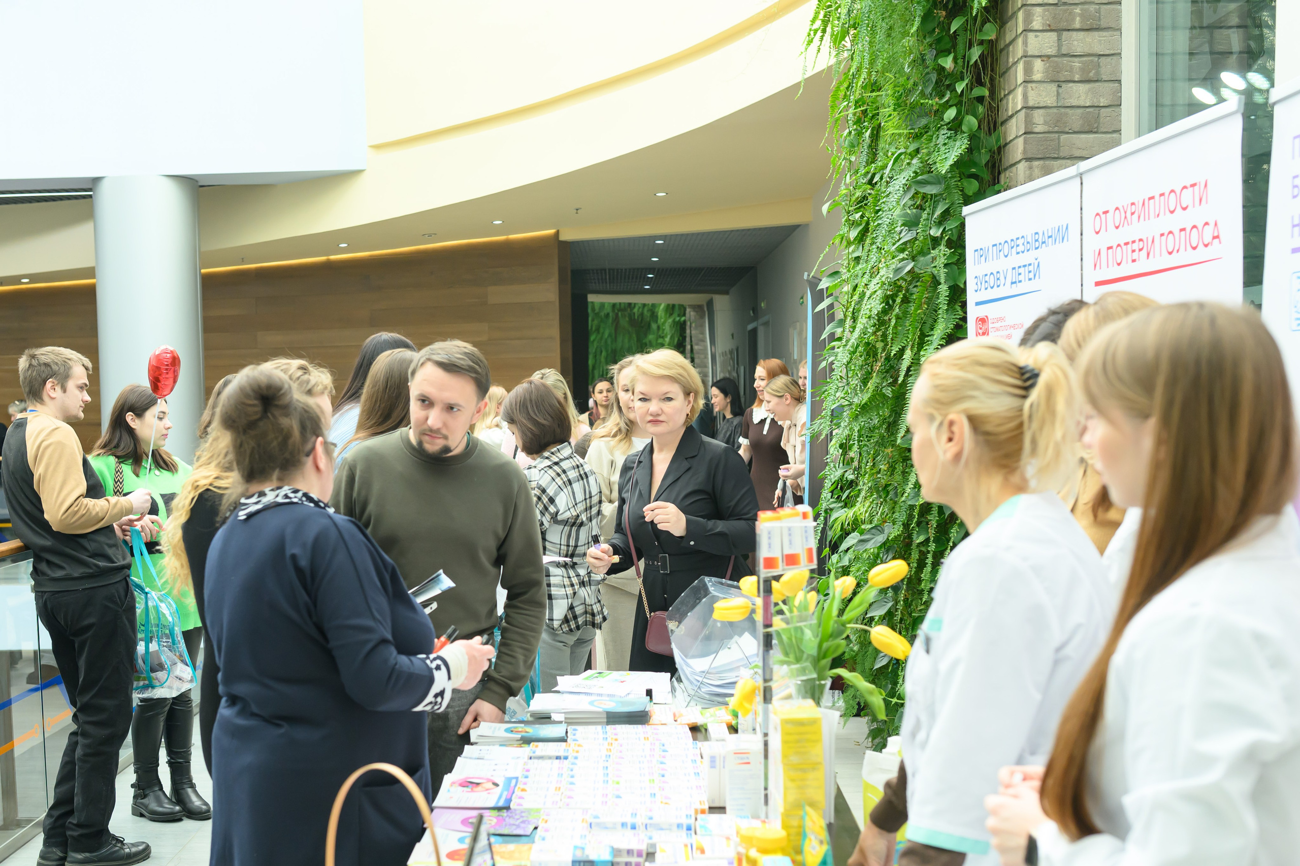 Фотоотчет праздника материнства февраль 2026 г. Профессиональный фотограф Елена Красилина г.Ярославль, г. Рыбинск