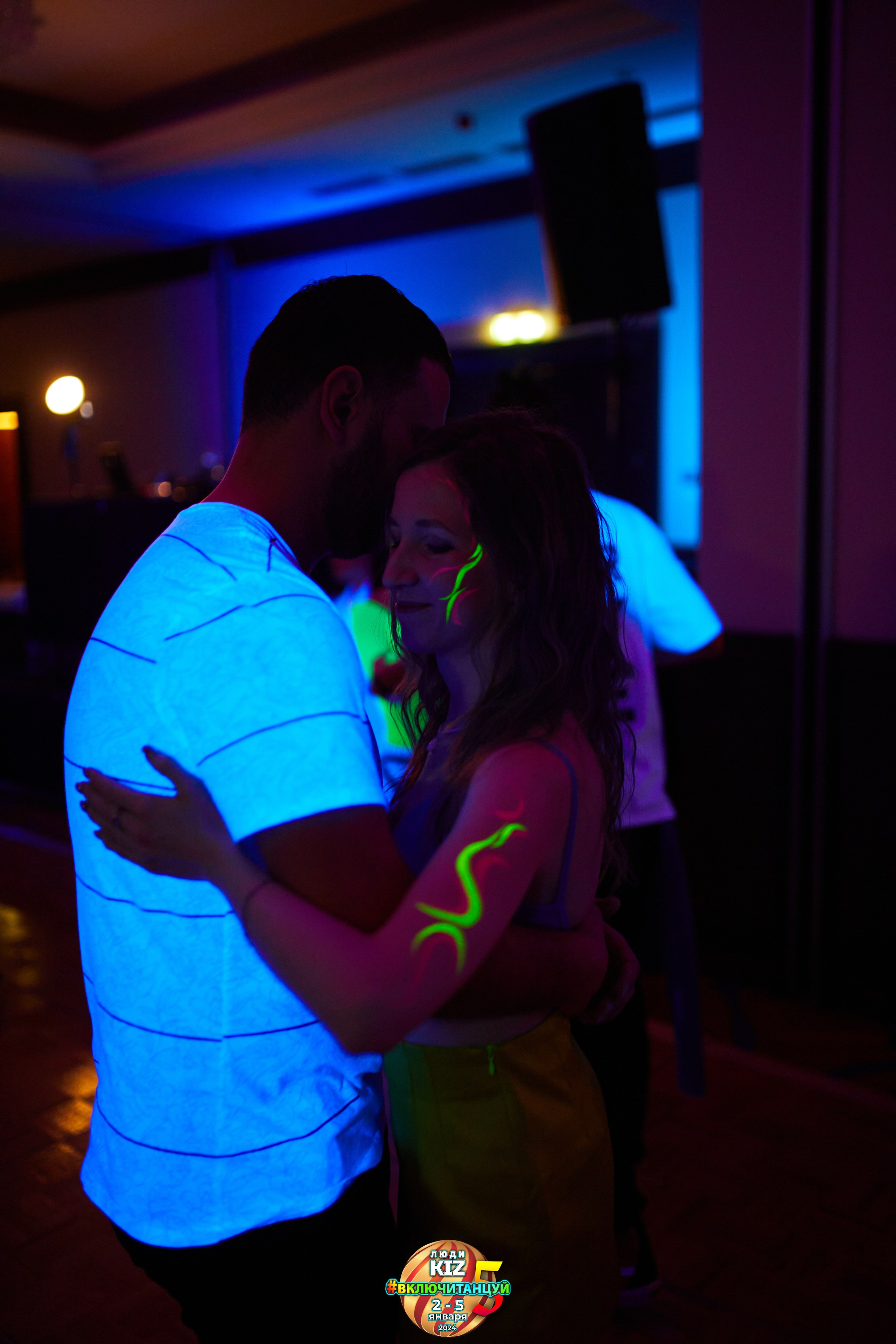 Neon Party Люди Киз. Свадебный фотограф