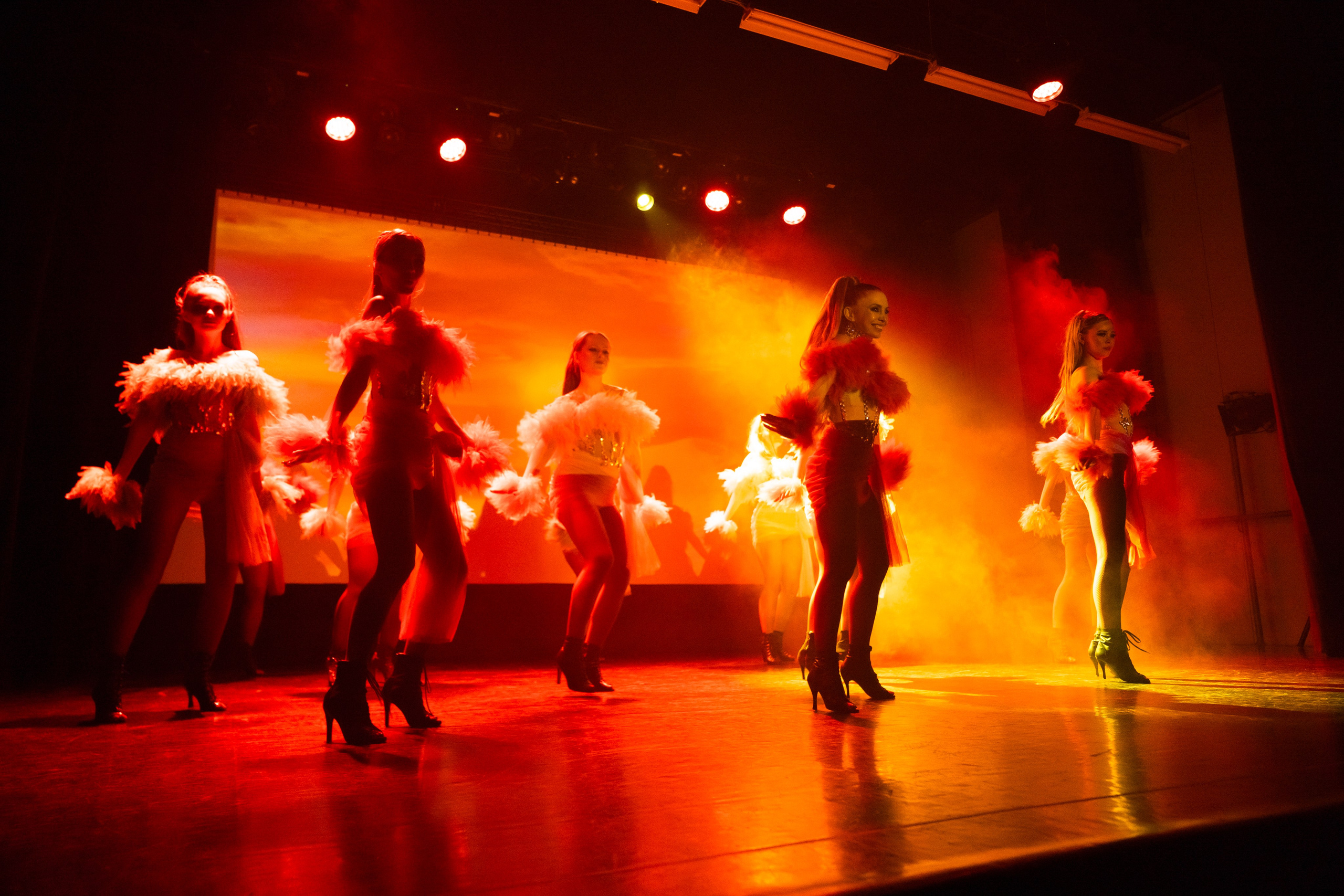 Танцевальное шоу. Свадебный фотограф в Москве Кристина Чехова