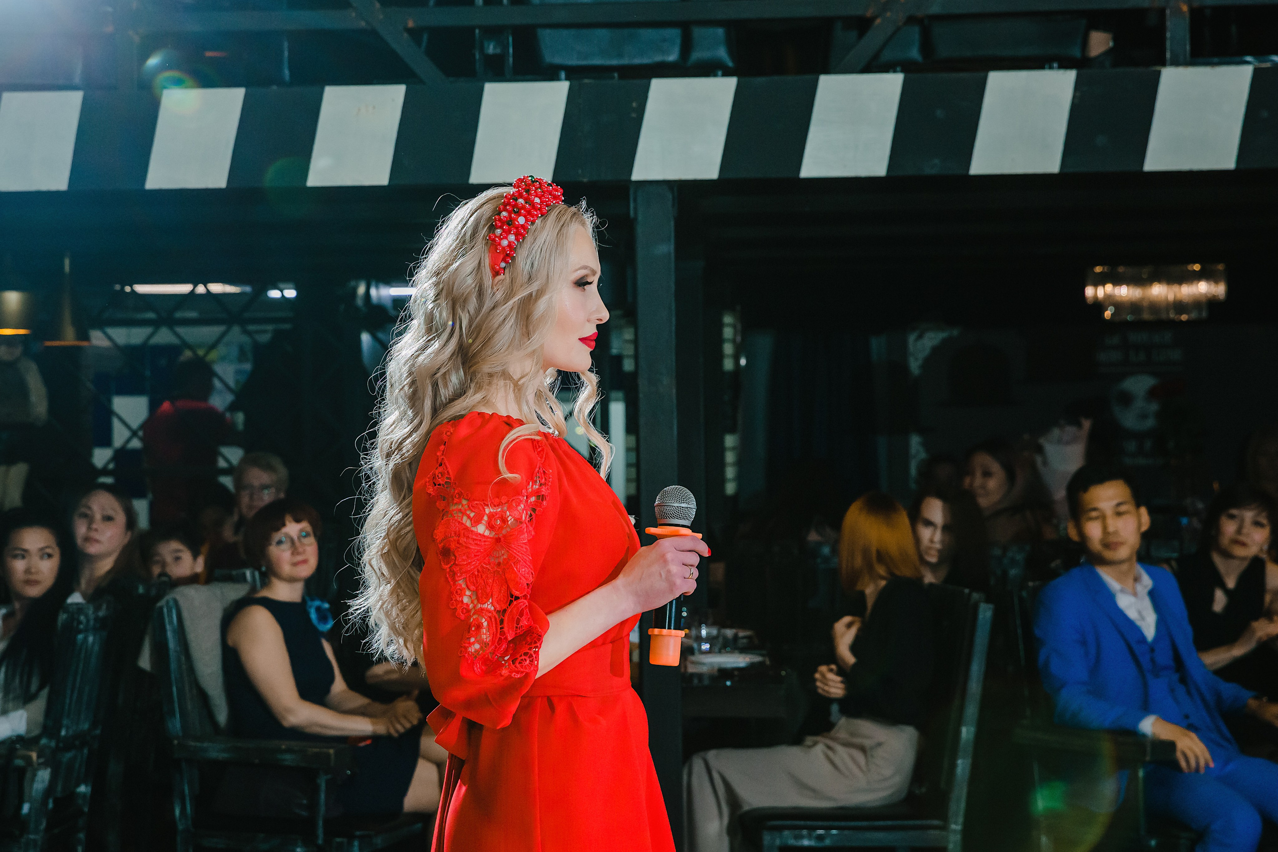 Шоу Талантов Миссис Бурятия. Фотограф и видеограф в Улан-Удэ: Аюна Габагуева и Артём Шаханов