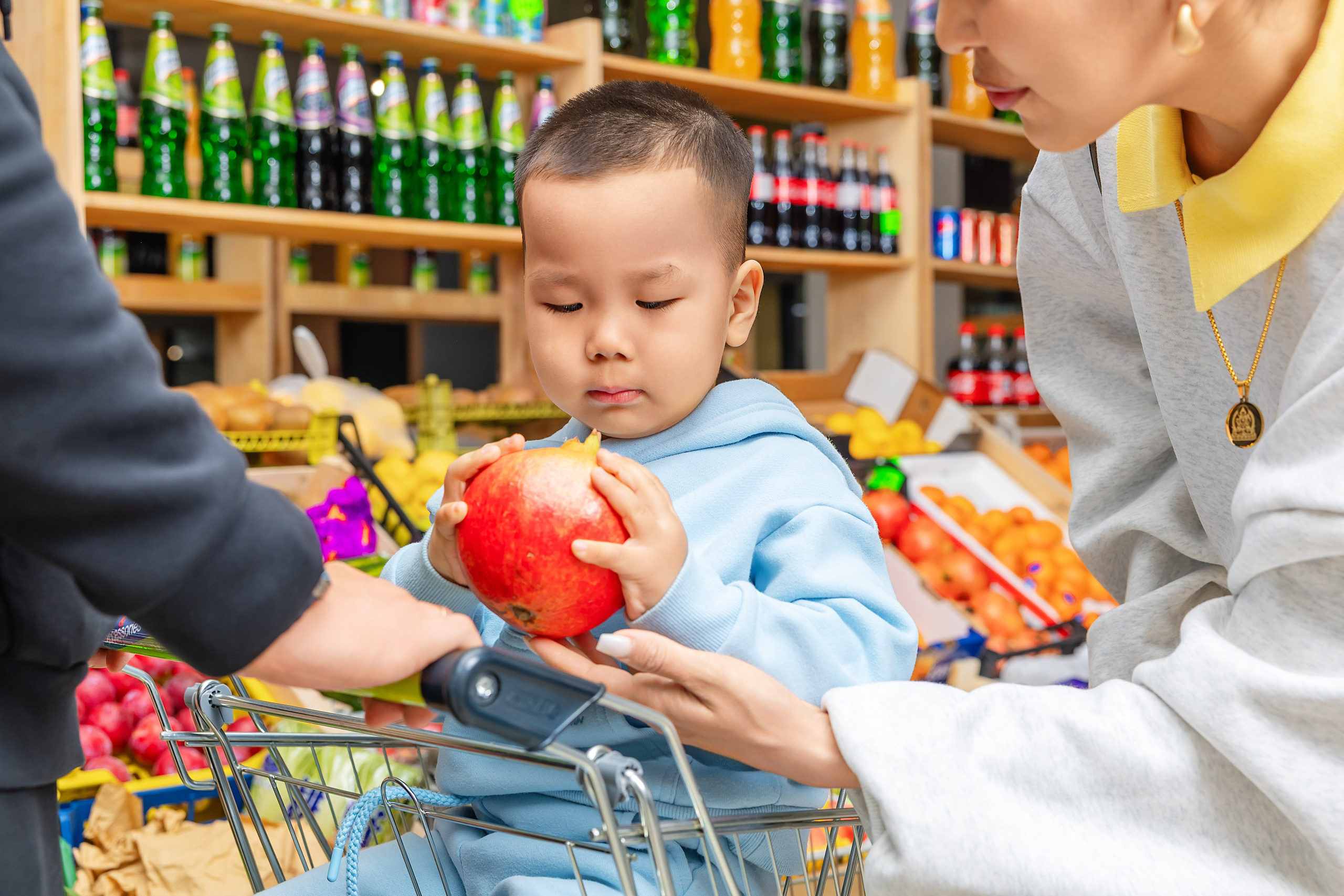 Рынок «Каскад». Фотограф и видеограф в Улан-Удэ: Аюна Габагуева и Артём Шаханов