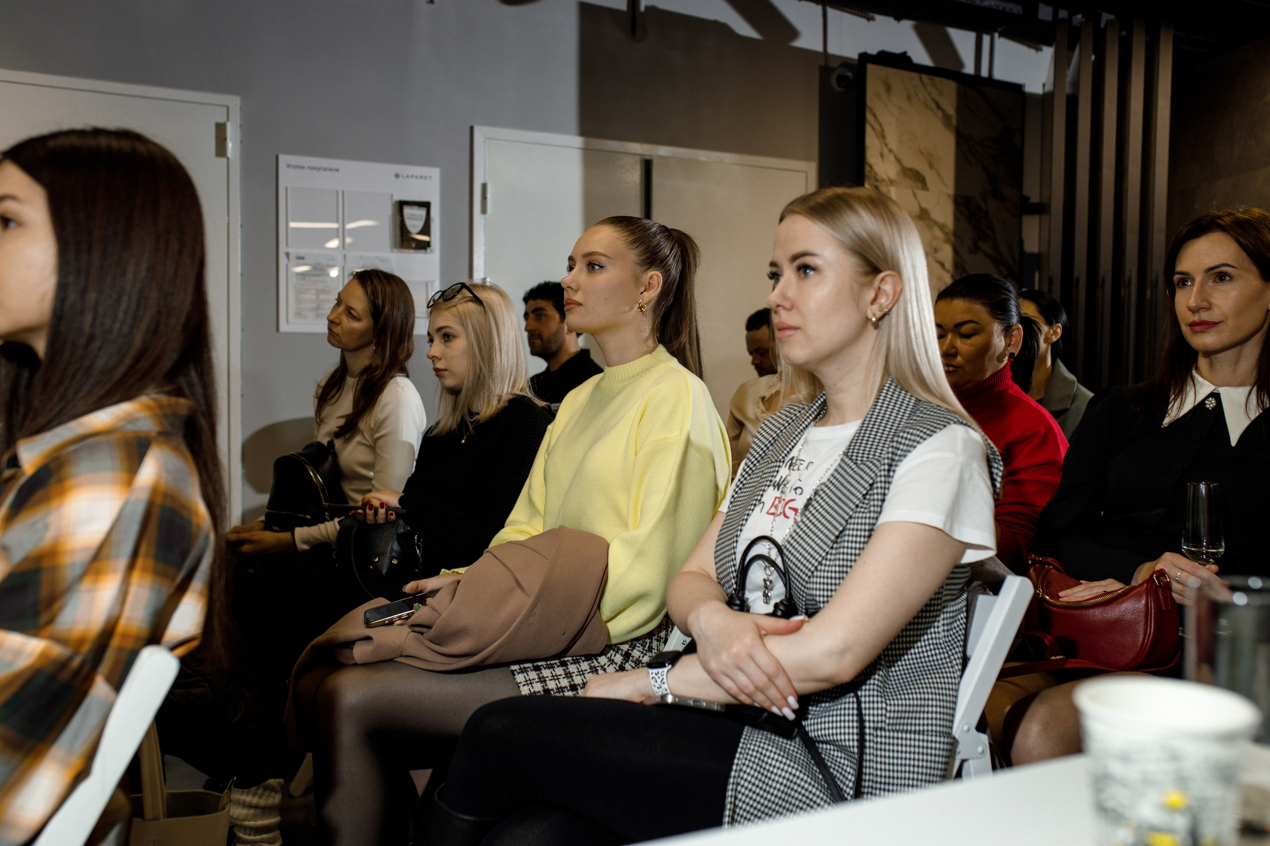 Репортаж. Fashion и контент-фотограф в Москве Антон Попелнуха