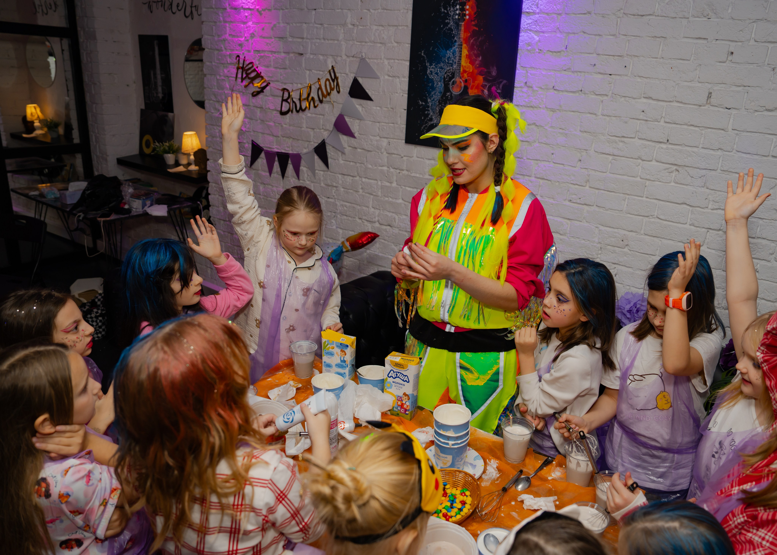 Битва подушками. Крамер Юлиана детский и семейный фотограф