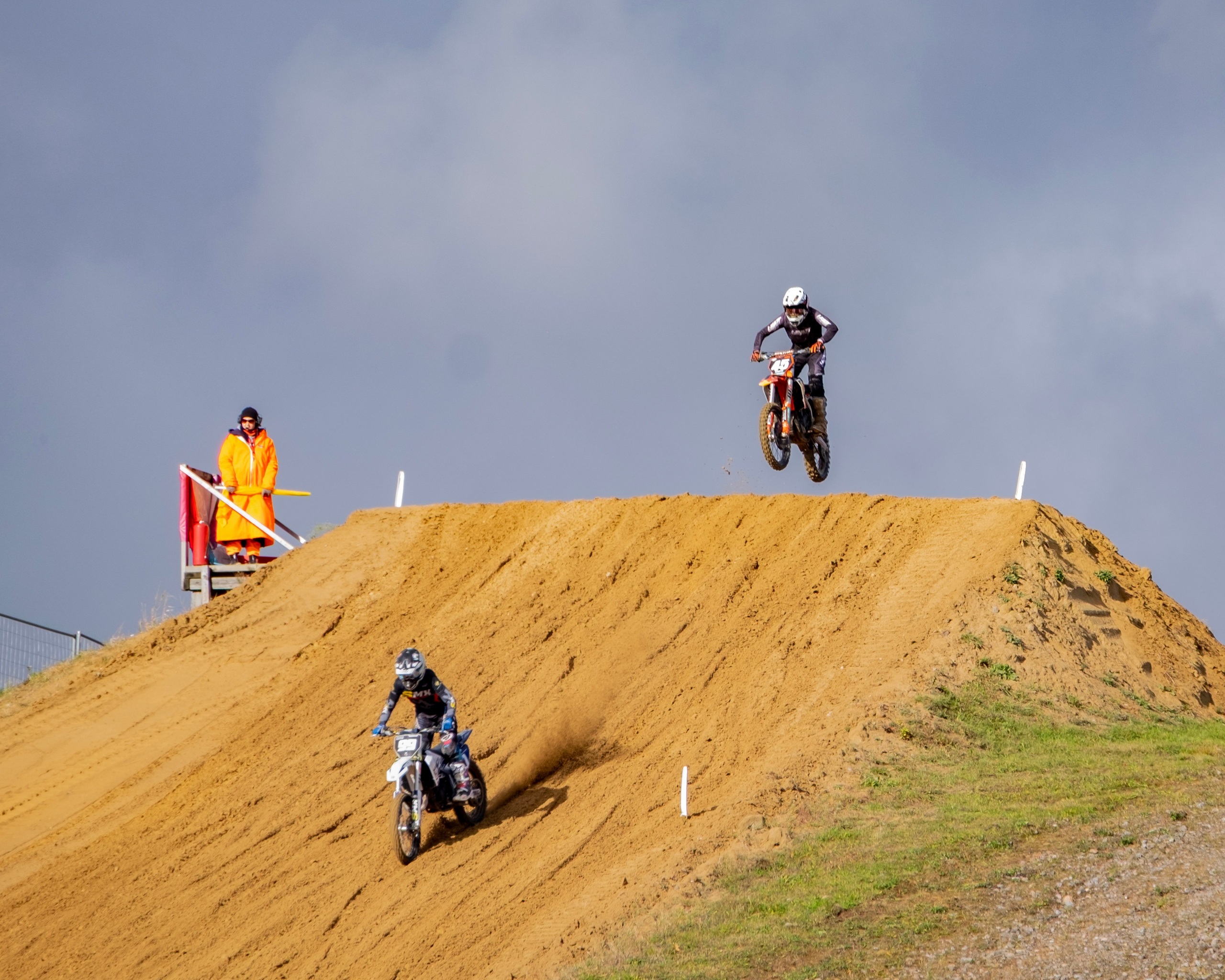 Мотокросс (Игора Драйв). Автомобильные фотографии и рисунки в Санкт-Петербурги Пашков Дмитрий