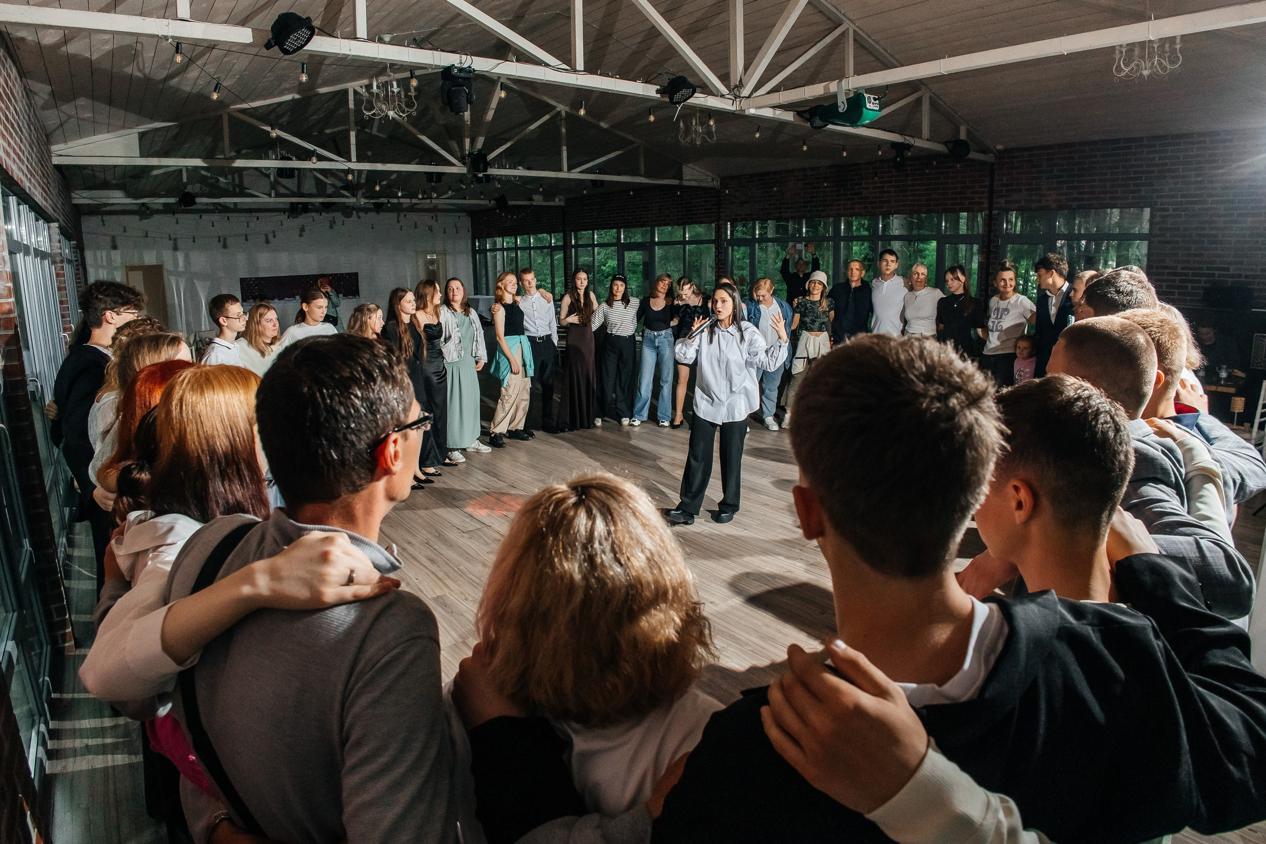 Выпускной 9 класс. Фотограф в Санкт-Петербурге Виктория Безверхая