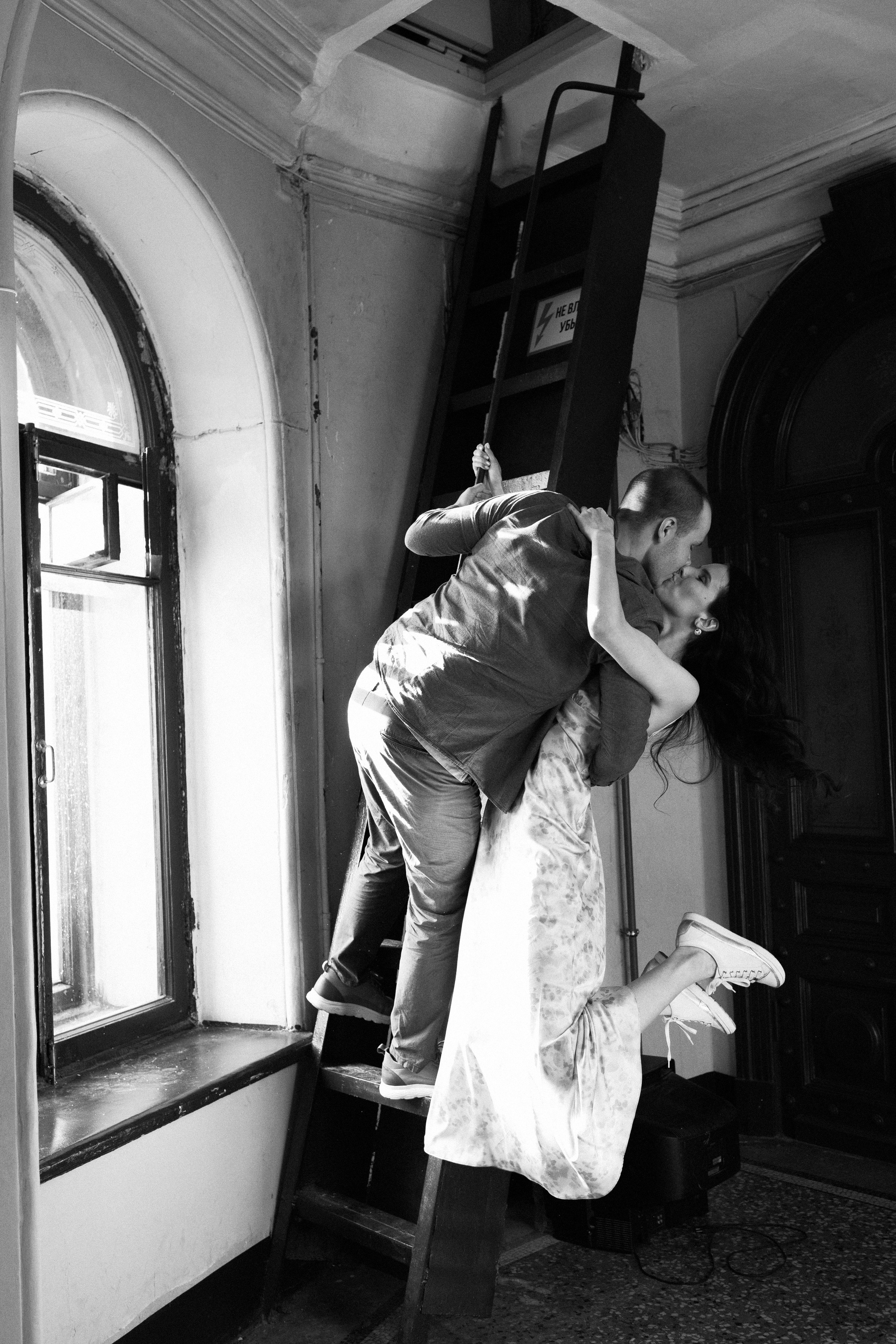 Парадная для двоих. Портретный фотограф СПб, бизнес-портрет, контент-фотосессия