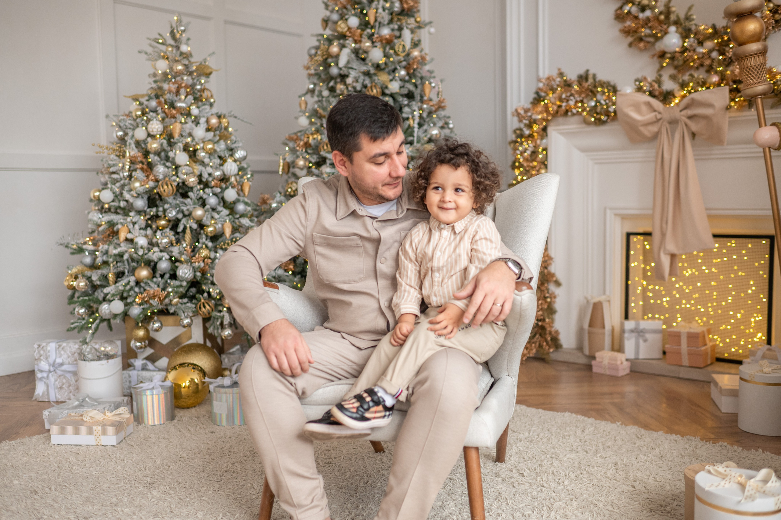 МИЛАН НОВОГОДНИЙ. Семейный фотограф Екатеринбург Лора Мур