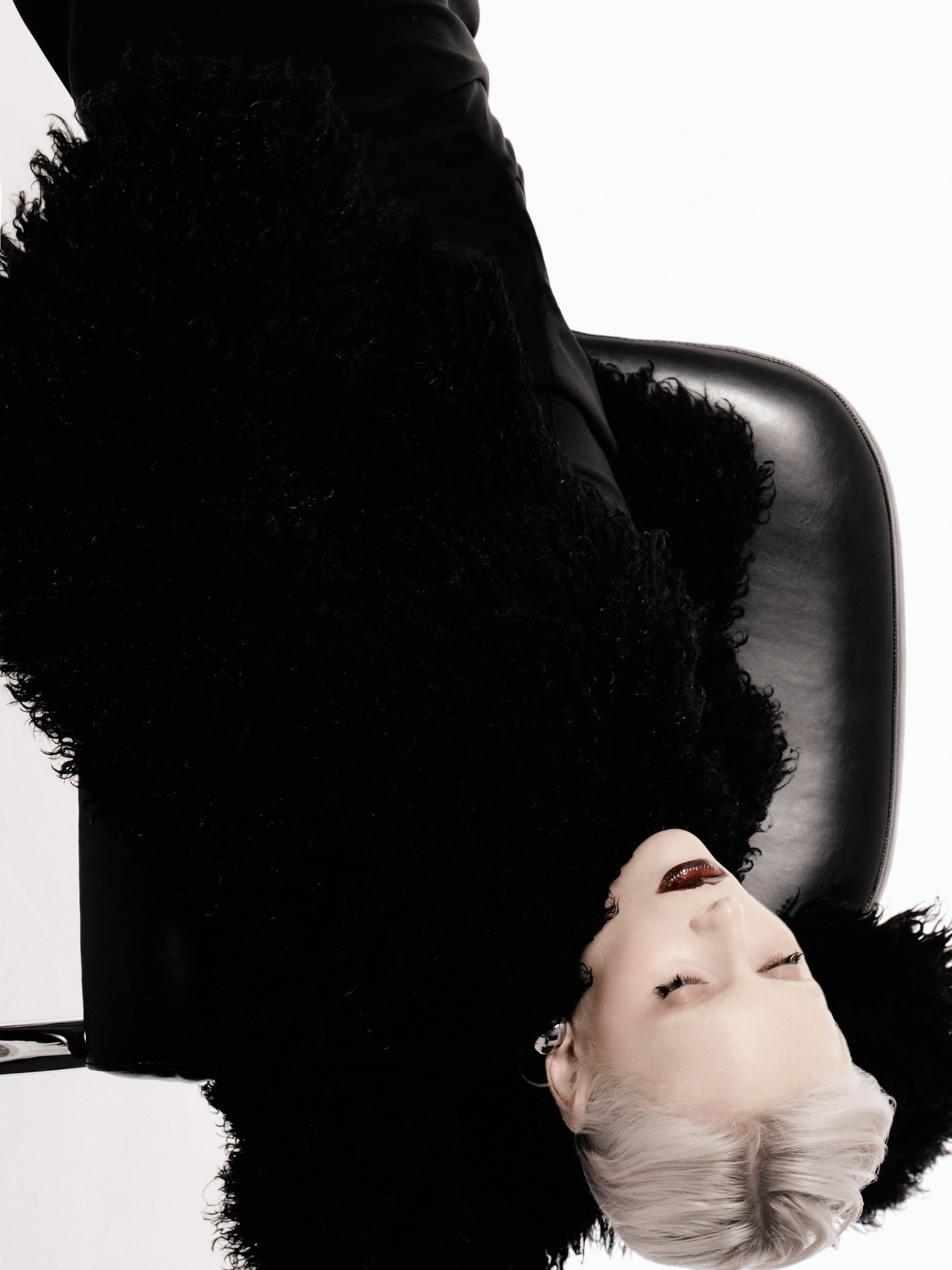 Alyona — tests. Фотограф для брендов в Москве, noircreate