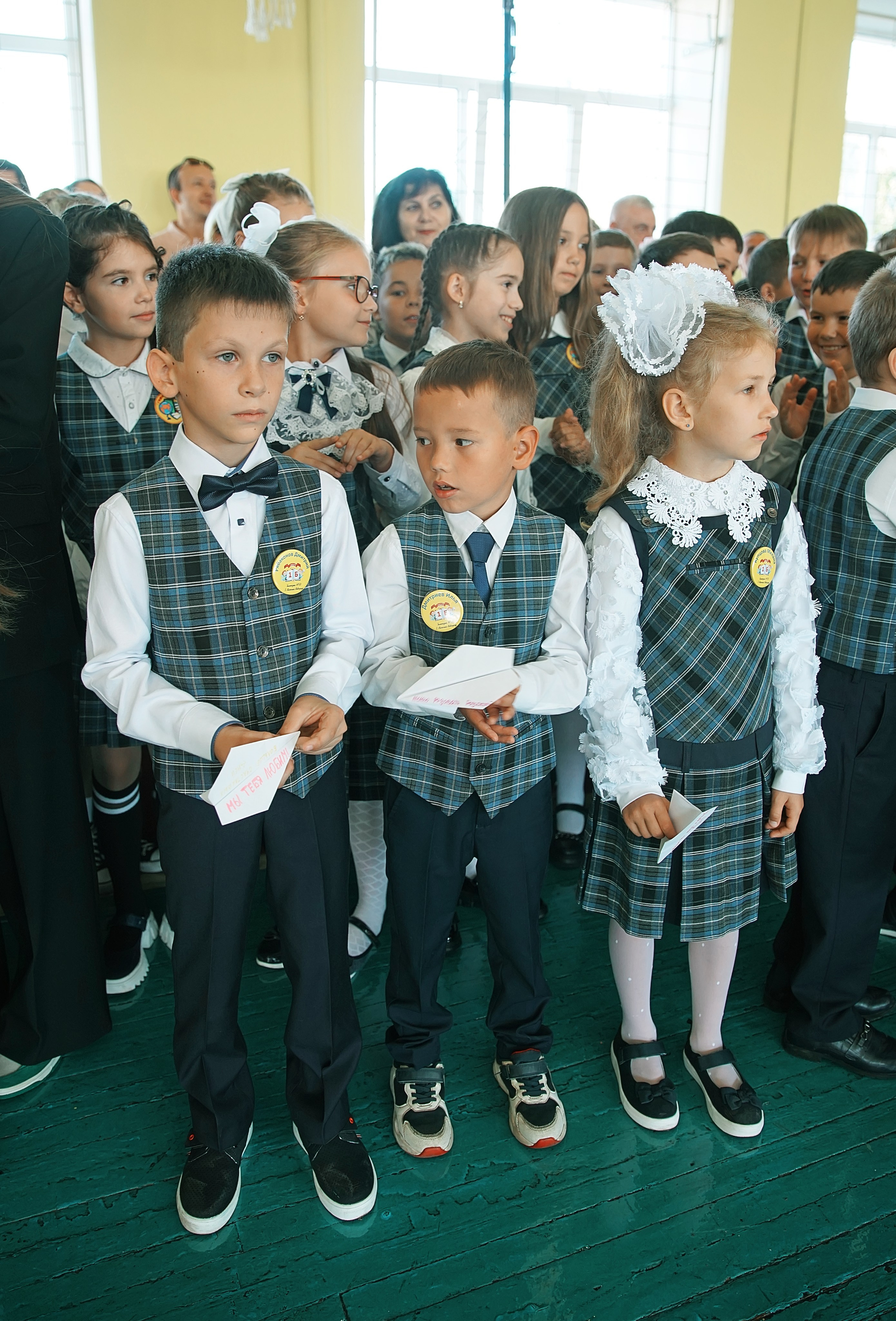 Первый класс линейка, в классе, портреты. Семейный и детский фотограф в Нижнем Новгороде