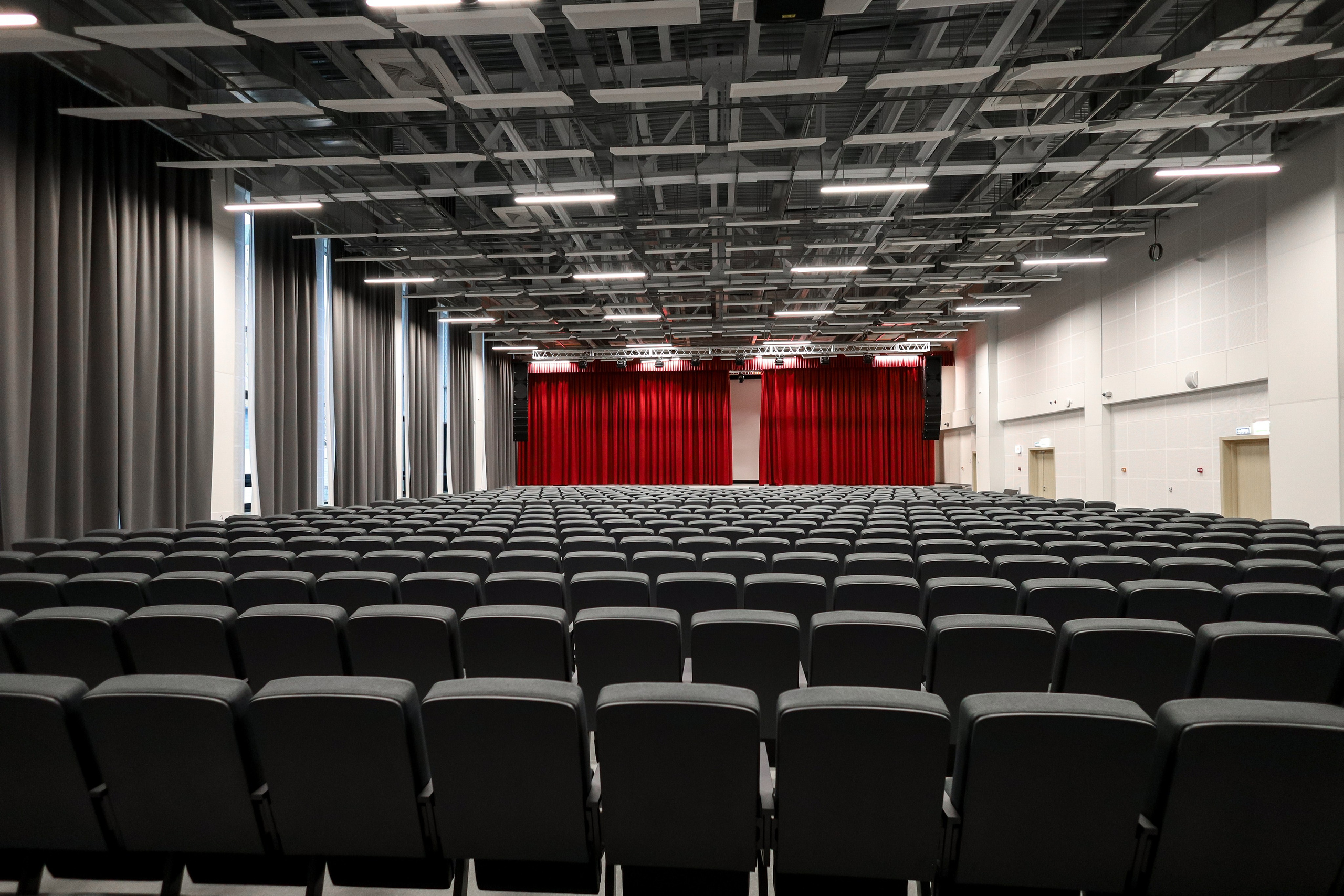 Актовый зал. Фотограф Москва — Сергеева Анастасия