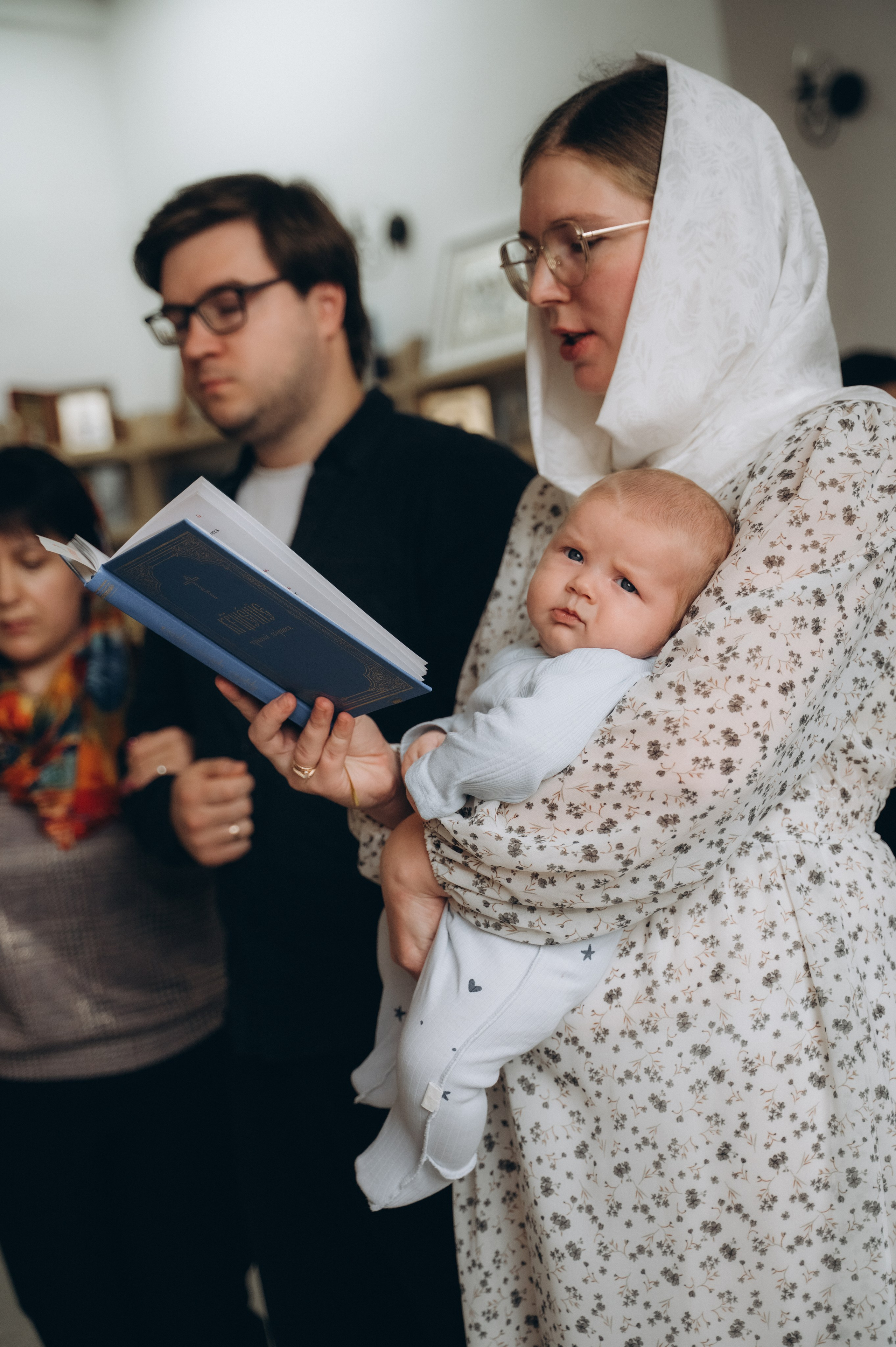 Крещение Ромы (Приход храма святой Равноапостольной княгини Ольги). Семейный фотограф в Минске Дарья Дреко