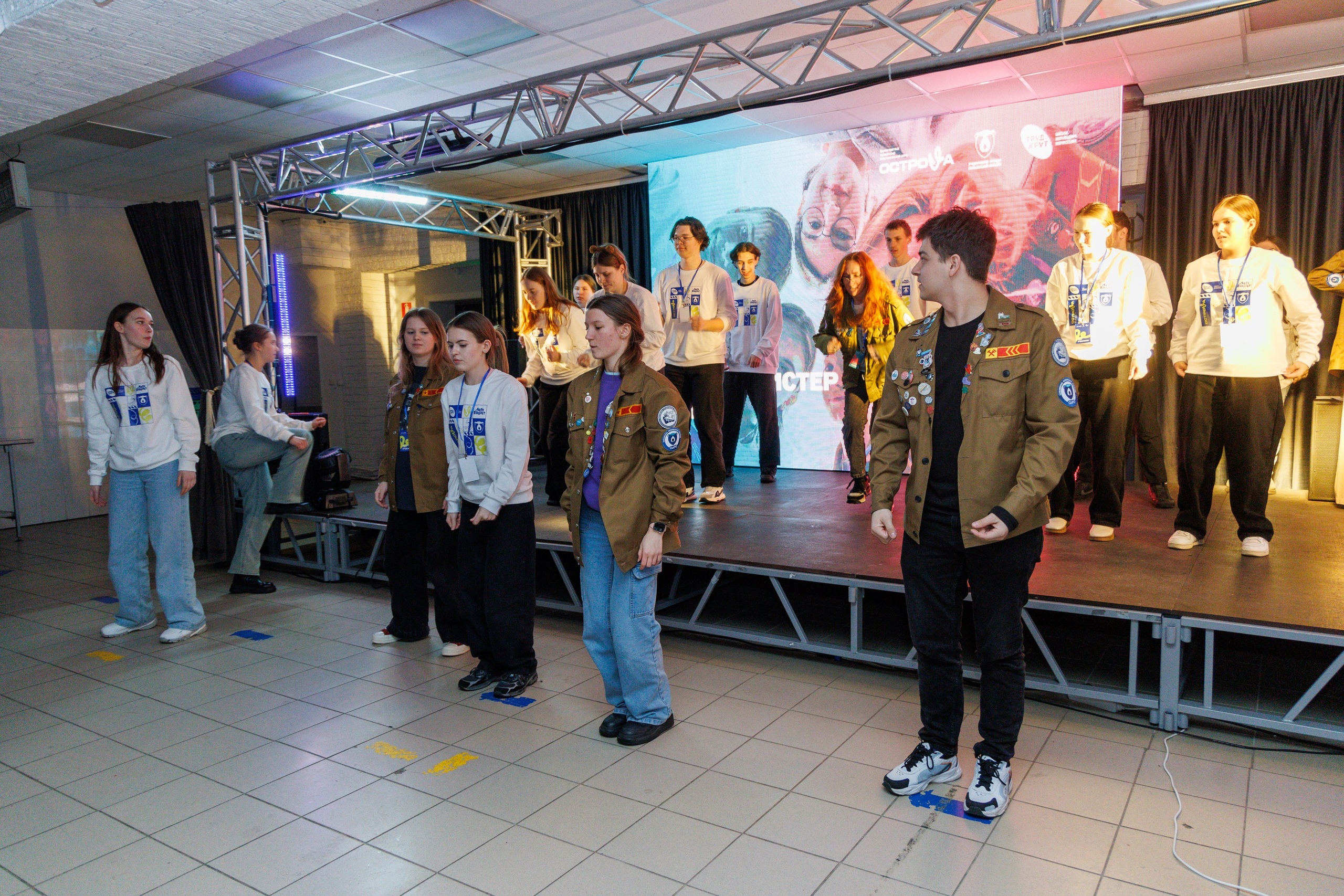 Студенческие отряды.Школа командиров и Комисаров. Свадебный, семейный и репортажный фотограф в Южно-Сахалинске Артур Петросян