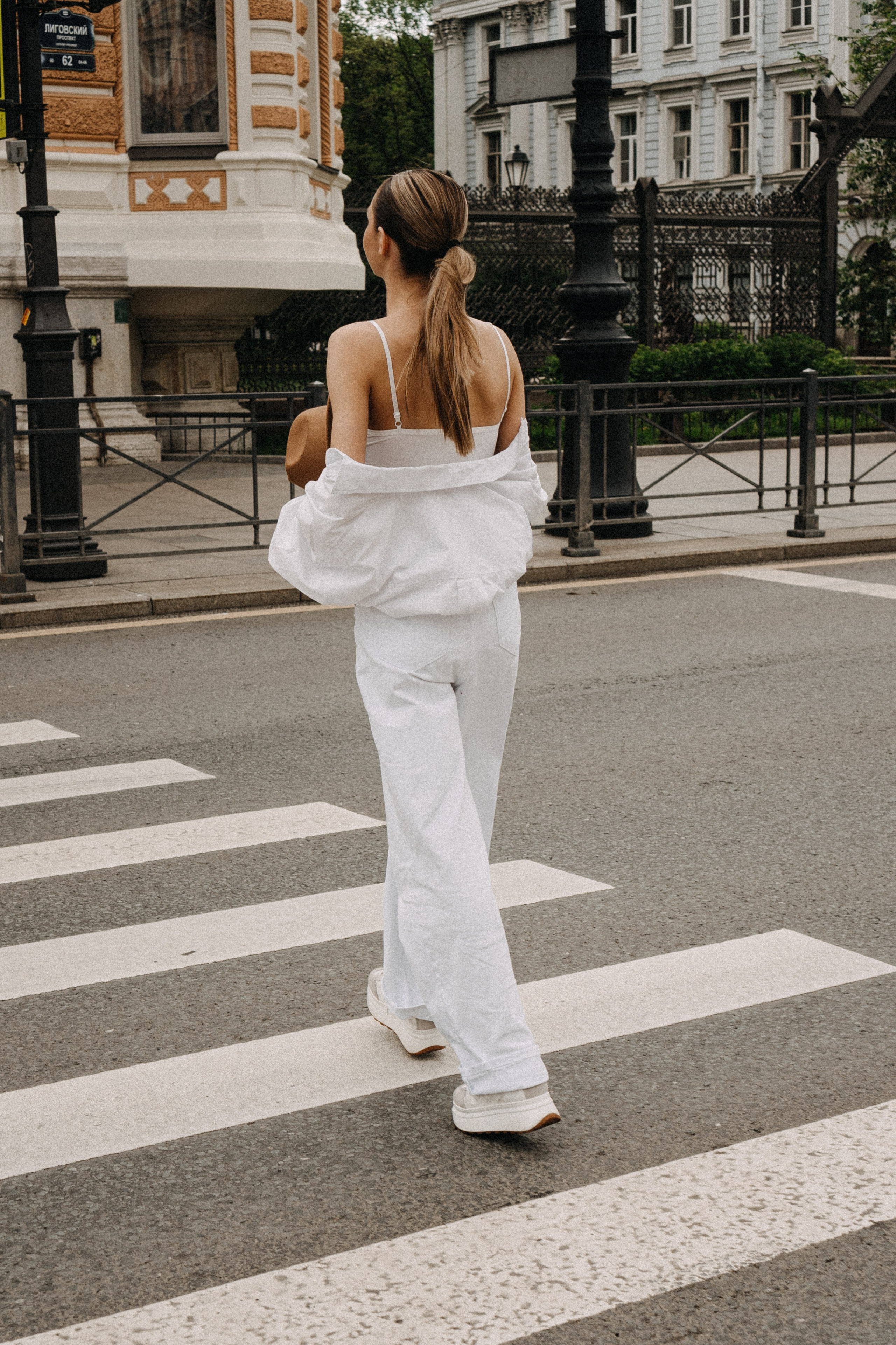 МЫ ГУЛЯЛИ ПРО КРЫШАМ ПИТЕРА. Профессиональный фотограф, Санкт-Петербург — Виктория Богомолова