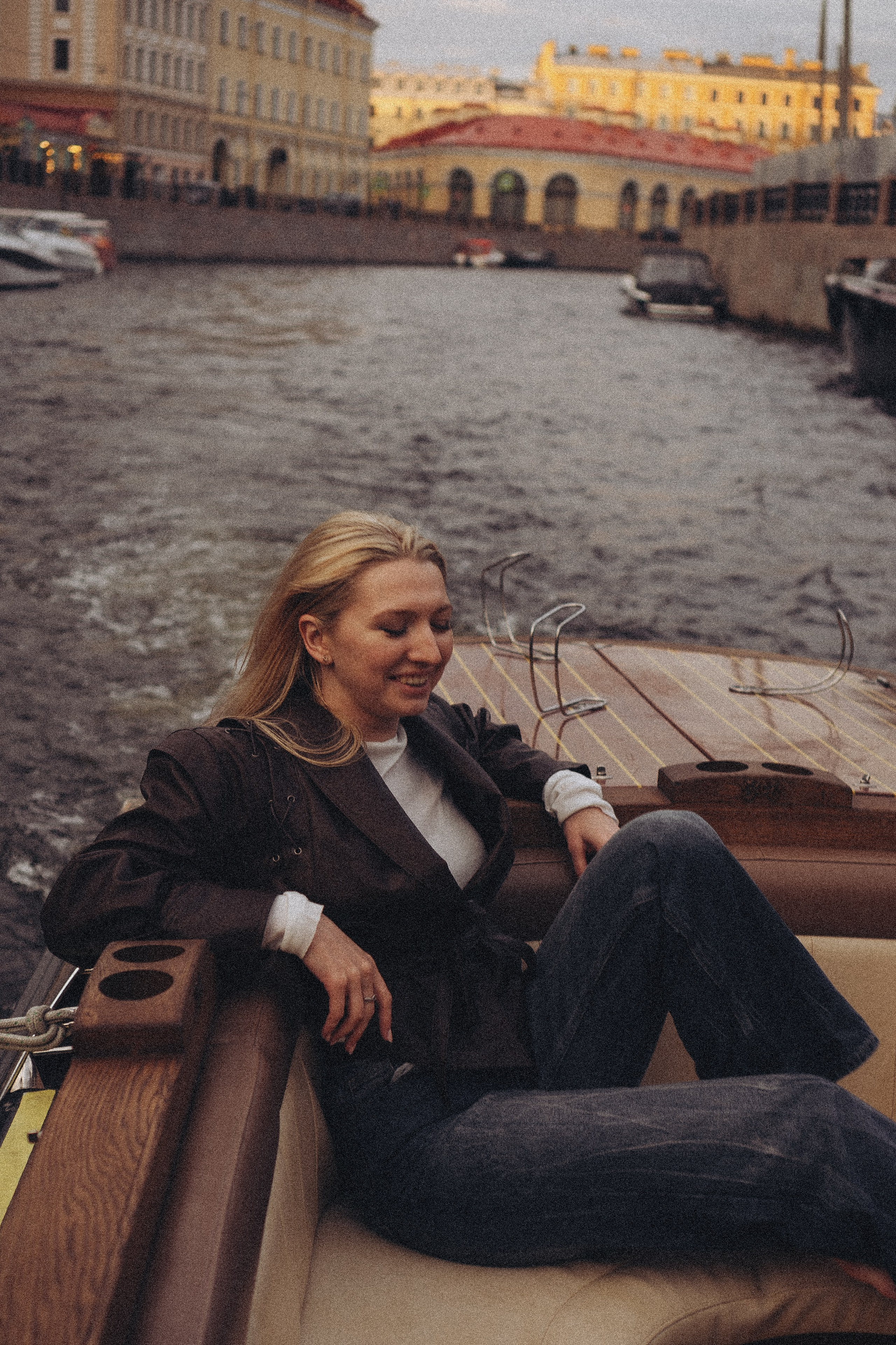 ДЕВУШКИ НА КАТЕРЕ. Профессиональный фотограф, Санкт-Петербург — Виктория Богомолова