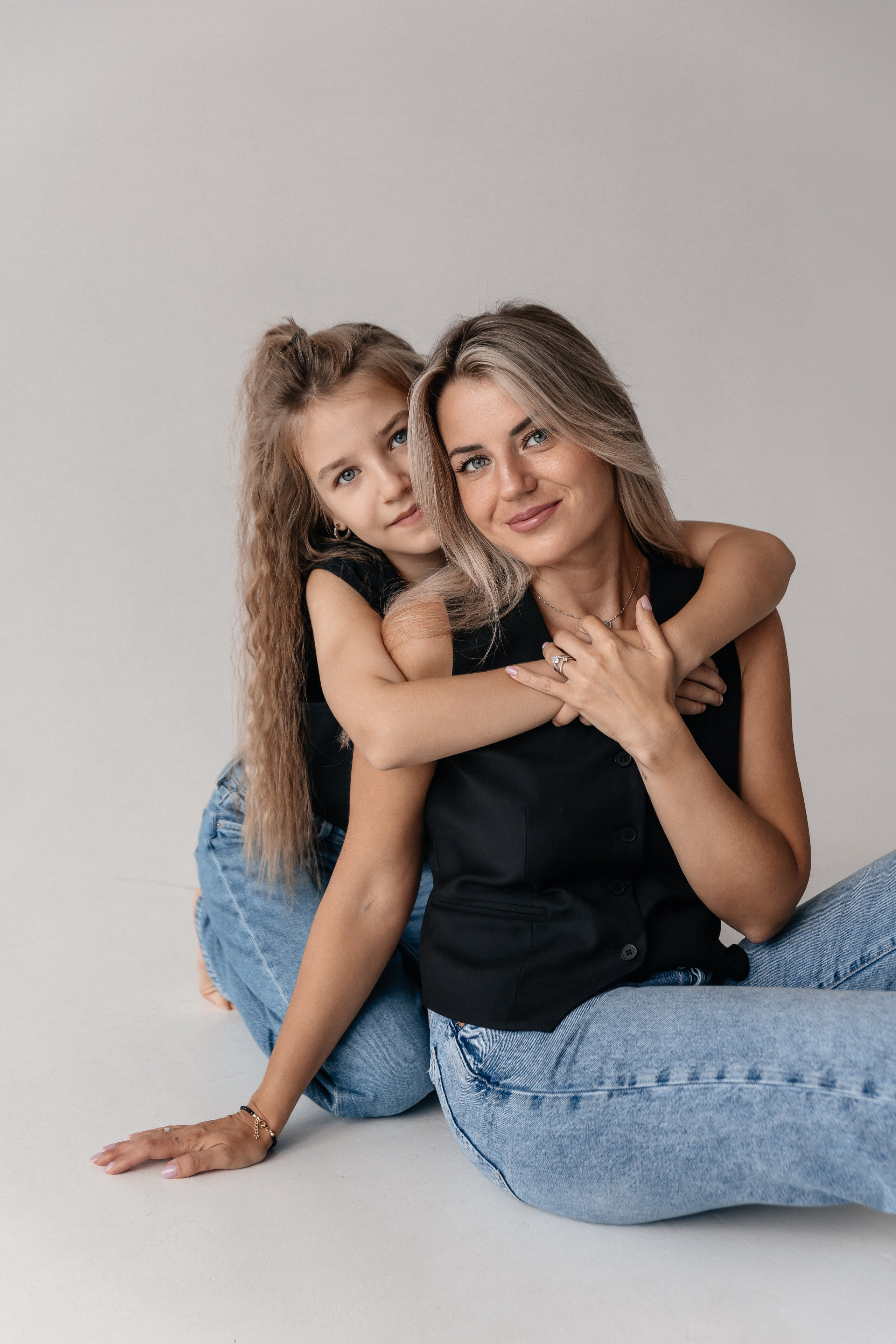 Настя и Ева. Семейный фотограф Минск Усова Ольга