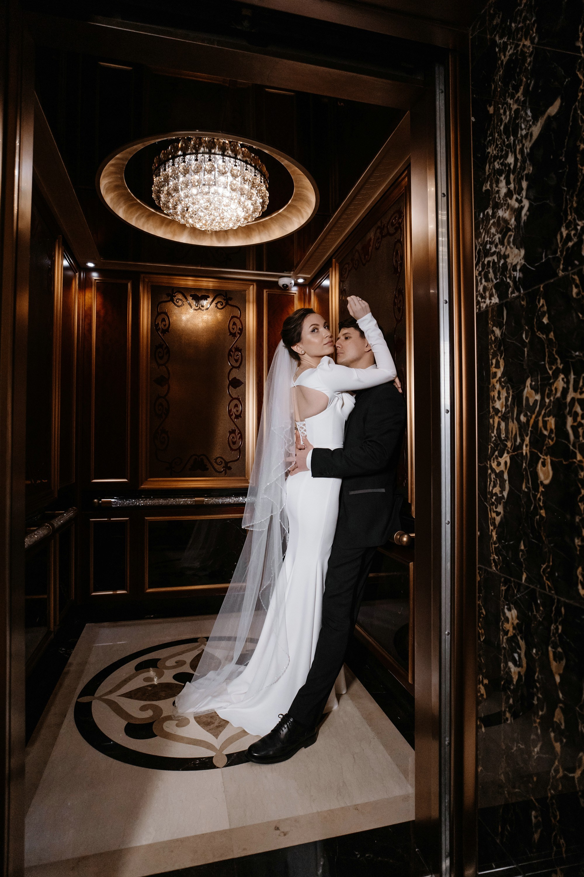 Фотосессия свадьбы в Lotte Plaza. Свадебный и семейный фотограф в Москве Светлана Зоткина