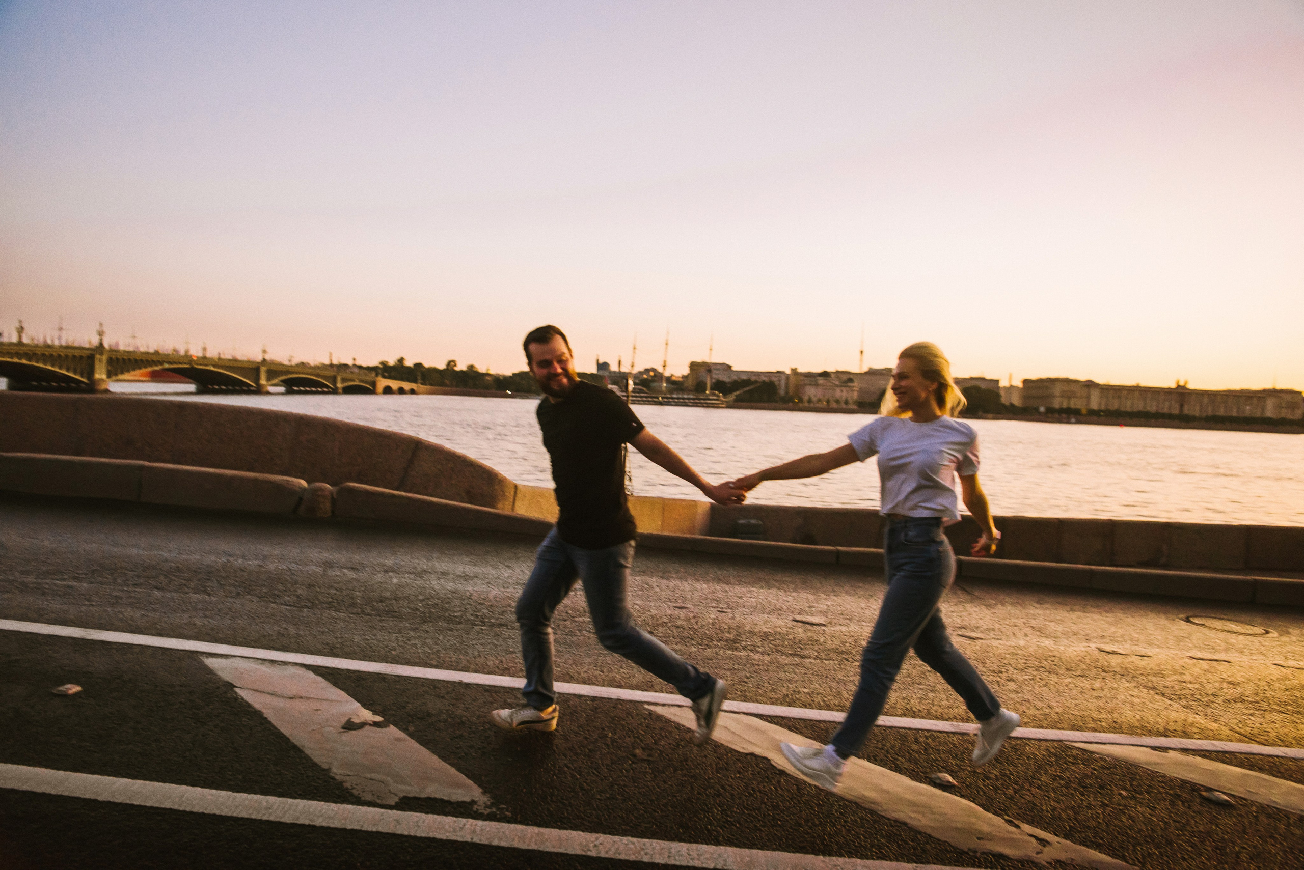 Лера и Женя. Разводные мосты. Рассвет. Свадебный фотограф в Санкт-Петербурге София Шубик