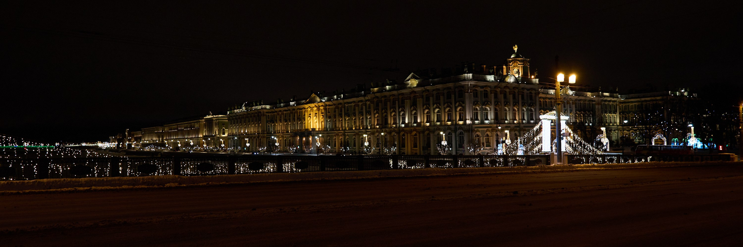 Рождество въ Санктъ-Петербургѣ. Фотографъ Сергѣевъ. Поймать мгновеніе