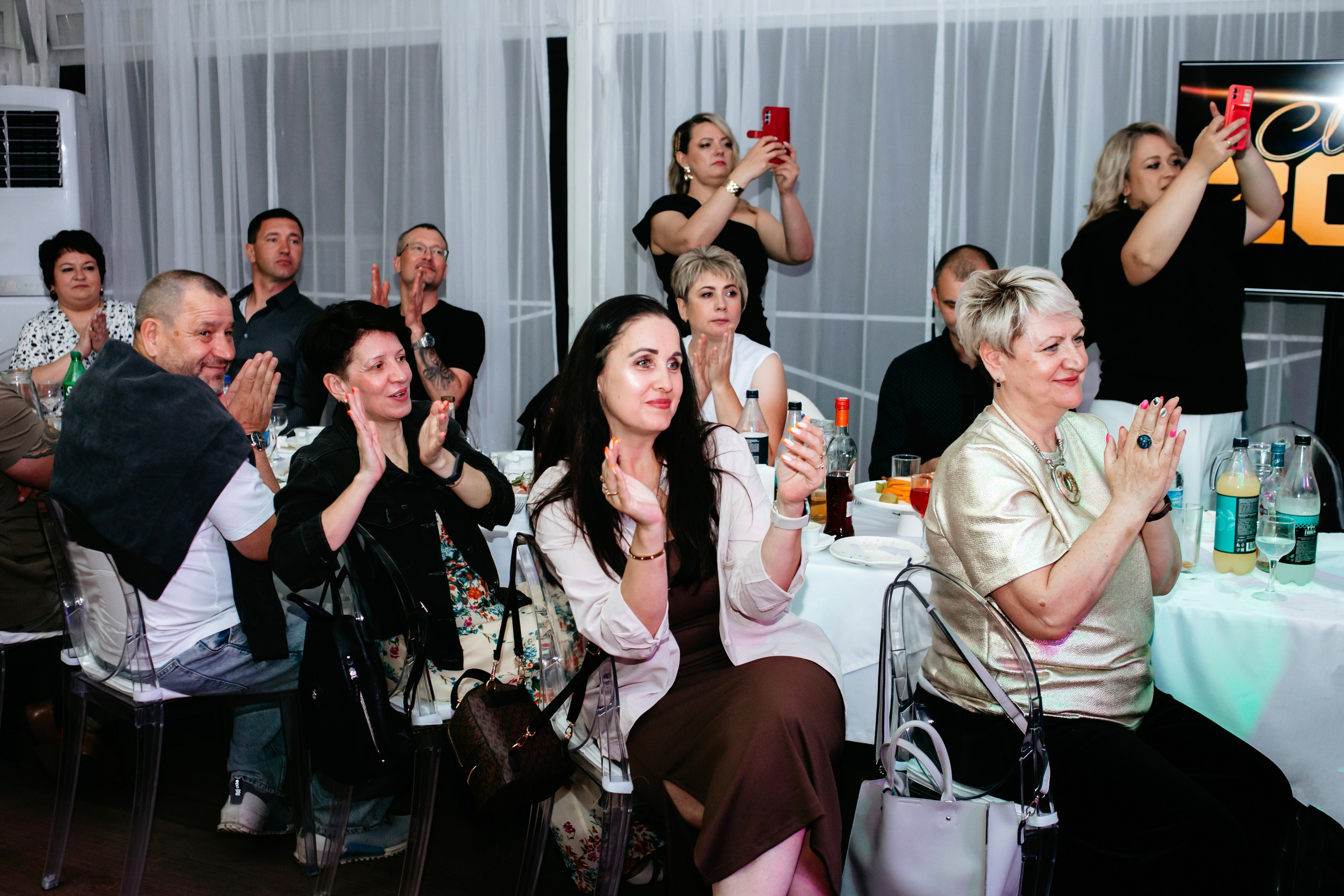 Выпускной 2025 (41 школа) 11 класс. Фотограф в Челябинске Ополихина Анна