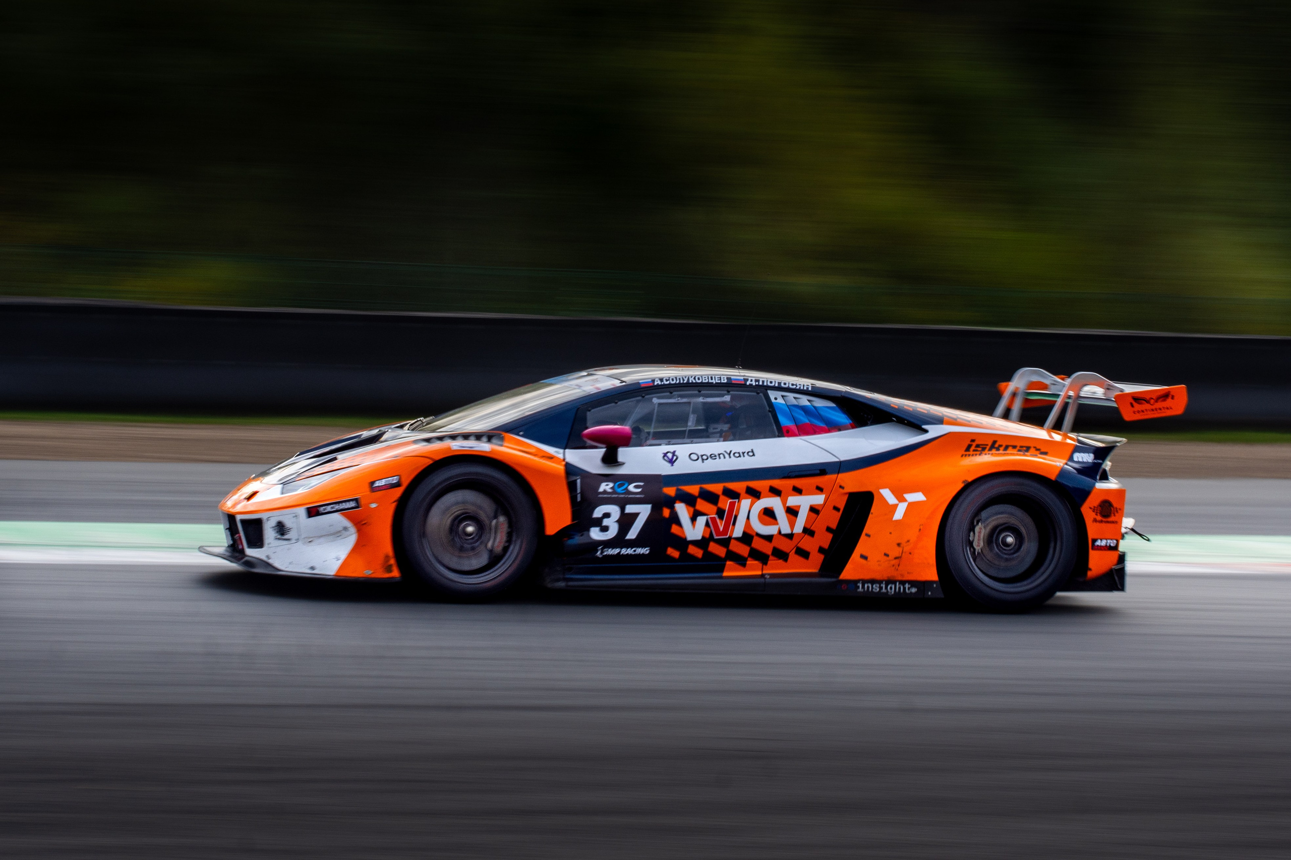 MRW — REC — 04.10.2025. AlexFecto — галереи фотографий