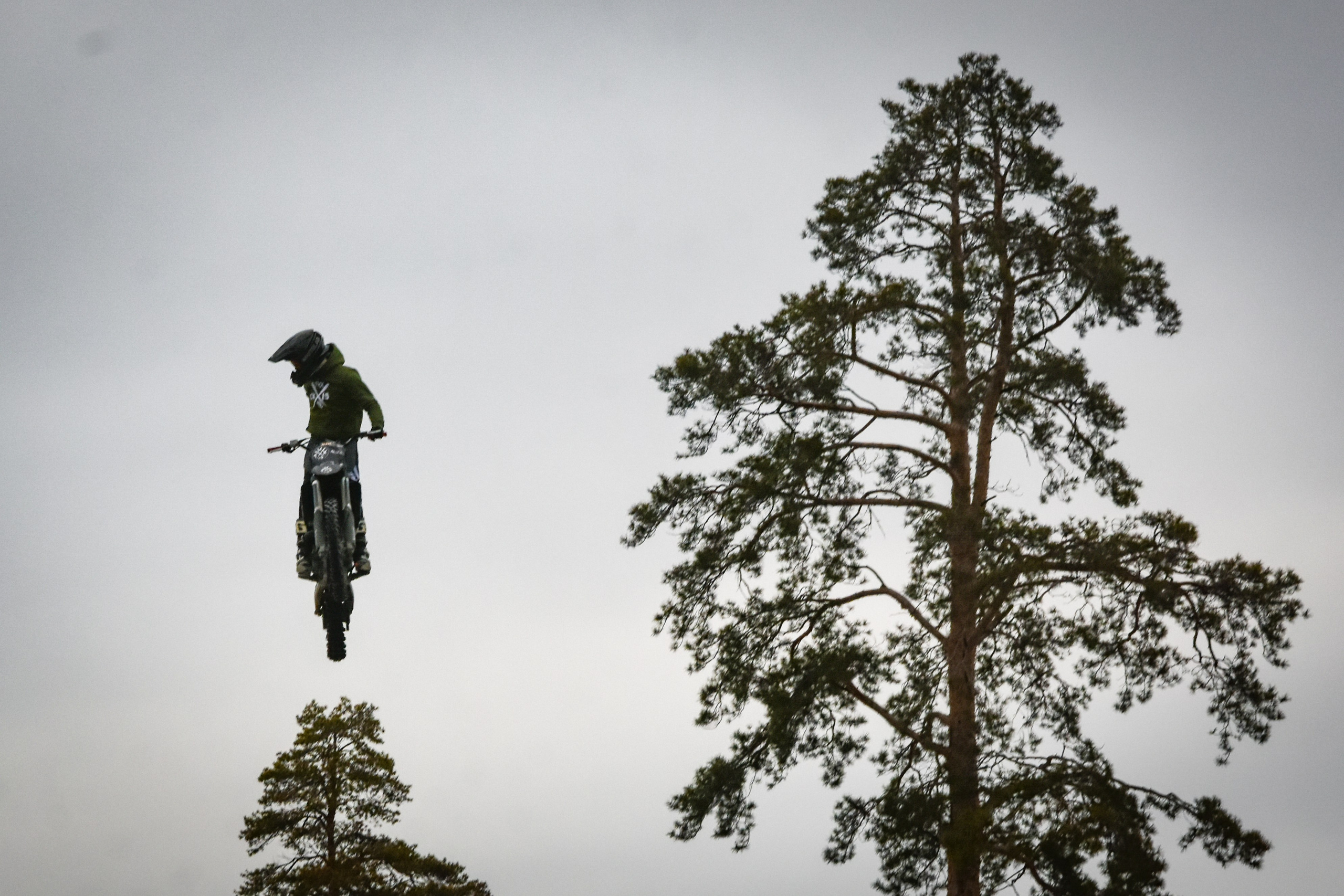 Мото-фристайл около Ледового — 06.01.2025. AlexFecto — галереи фотографий