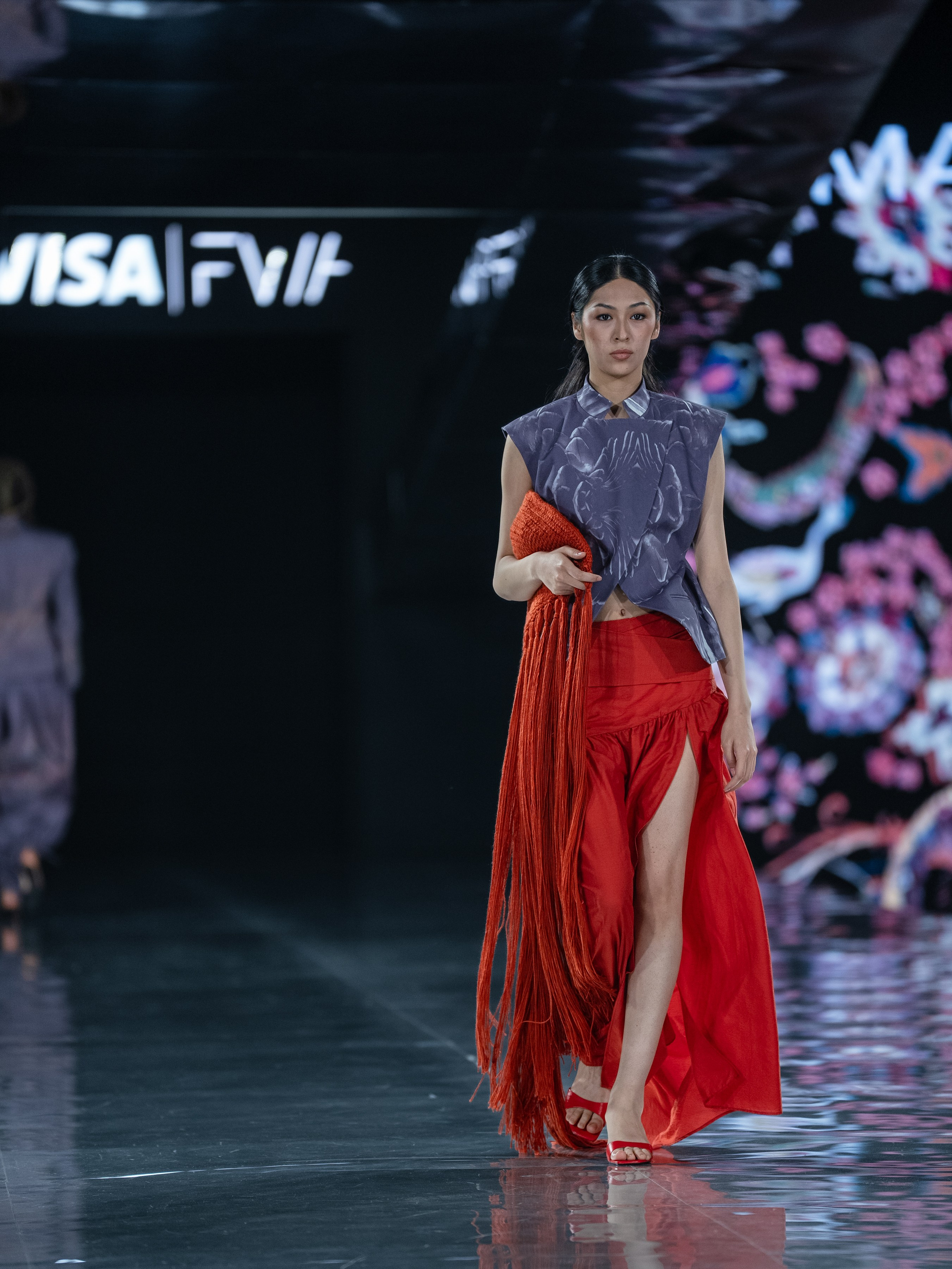 Visa Fashion Week Pre-Fall Mariko. Сайт Алматинского НЮ АРТ, будуар и фэшн фотографа Дениса Карпенко