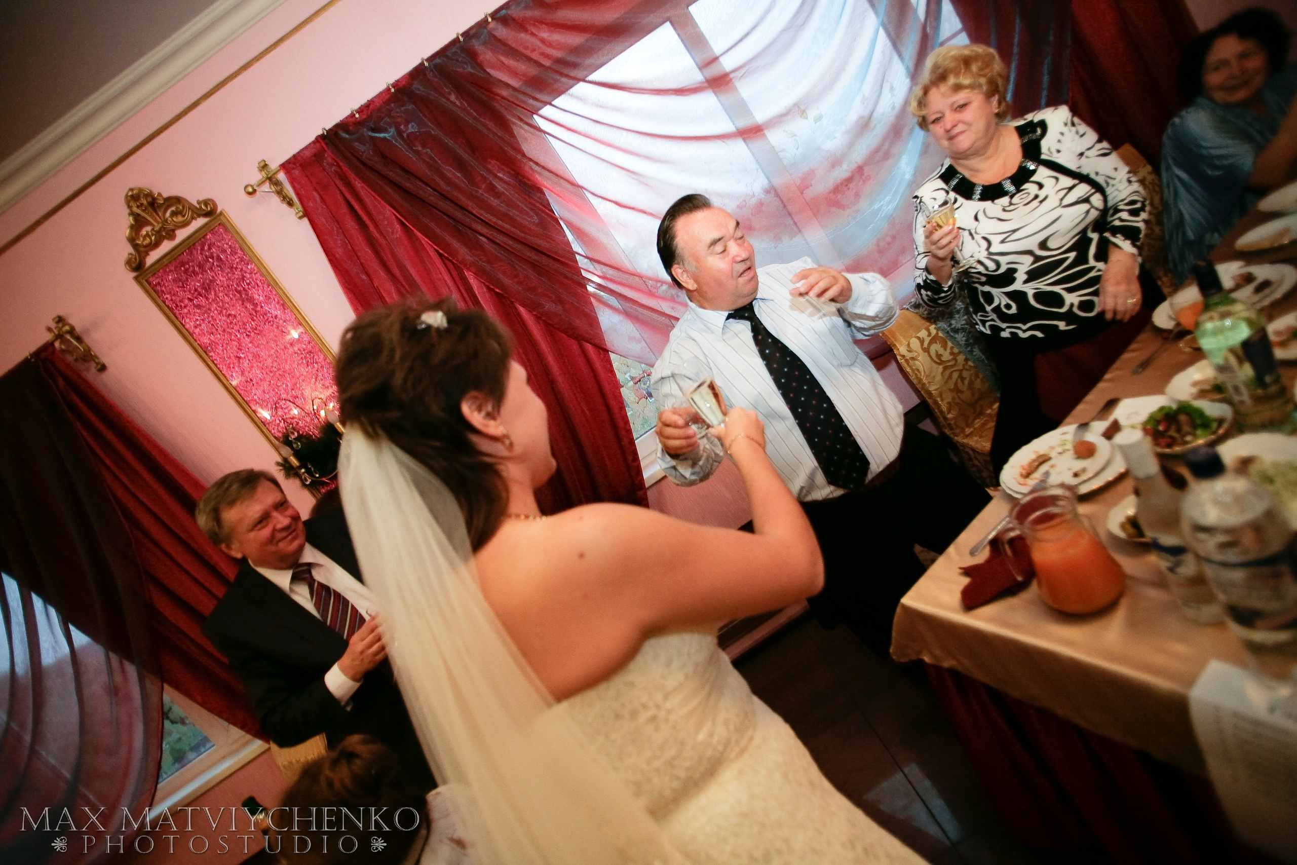 Банкет/Banquet. Максим Матвийченко и Виктория Басова профессионалы своего дела